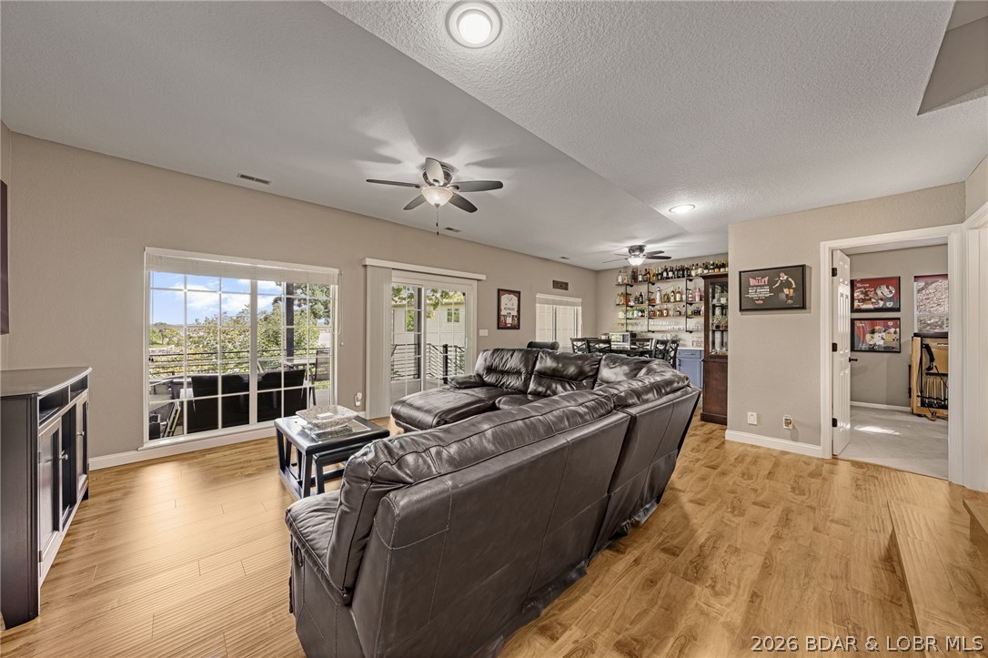 18 Valencia Drive Property Photo 40