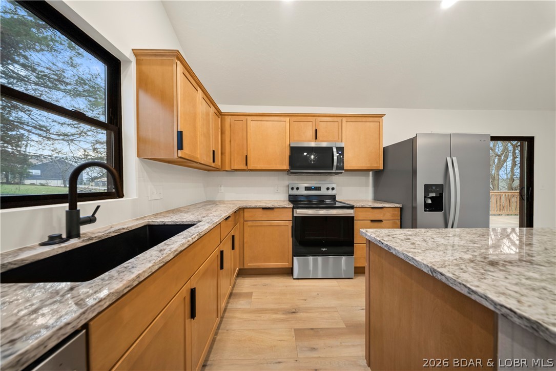 1060 Park Lane Property Photo 1