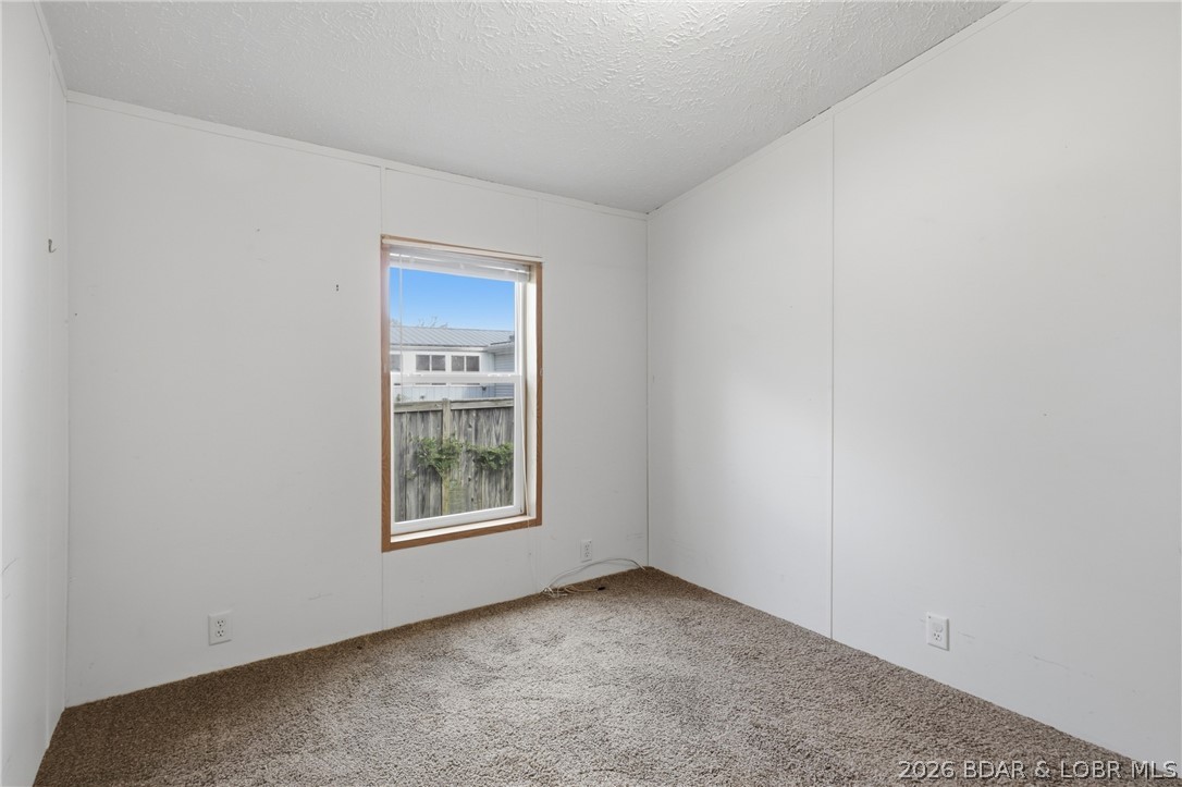 309 N Walnut Street Property Photo 9