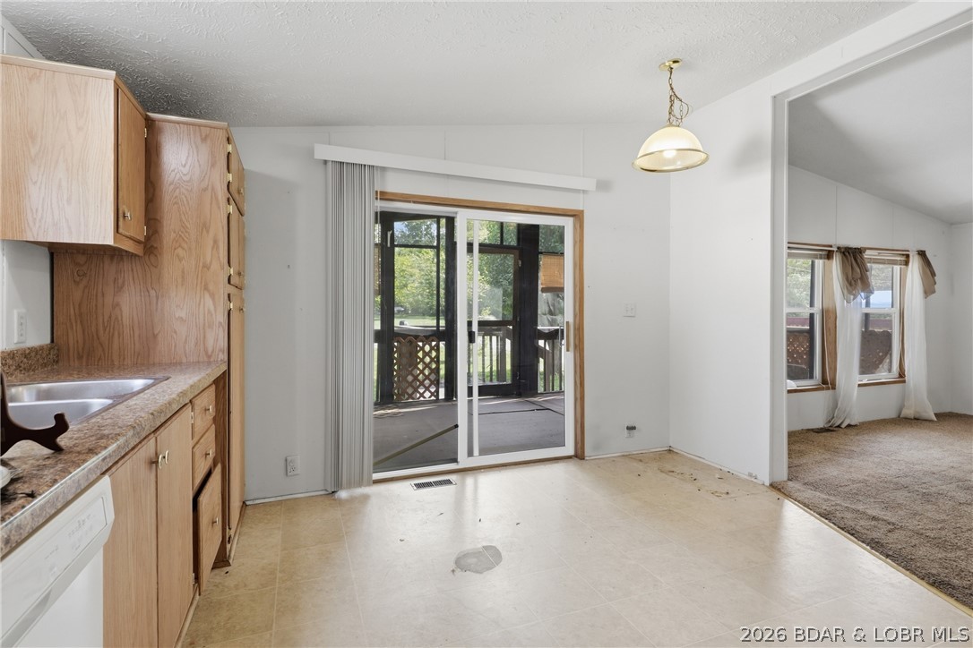 309 N Walnut Street Property Photo 10