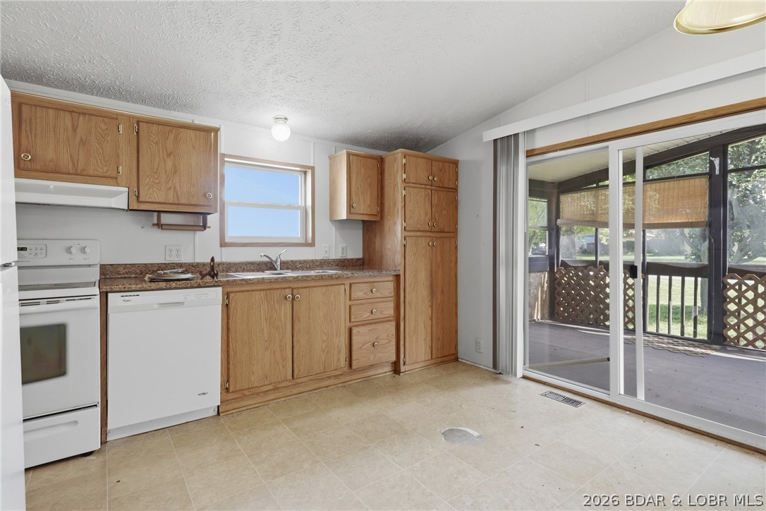 309 N Walnut Street Property Photo 11