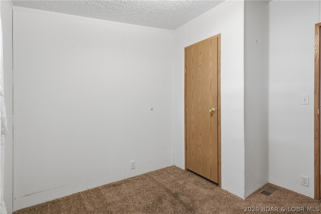 309 N Walnut Street Property Photo 16