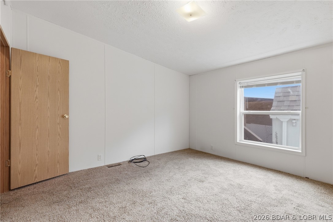 309 N Walnut Street Property Photo 19