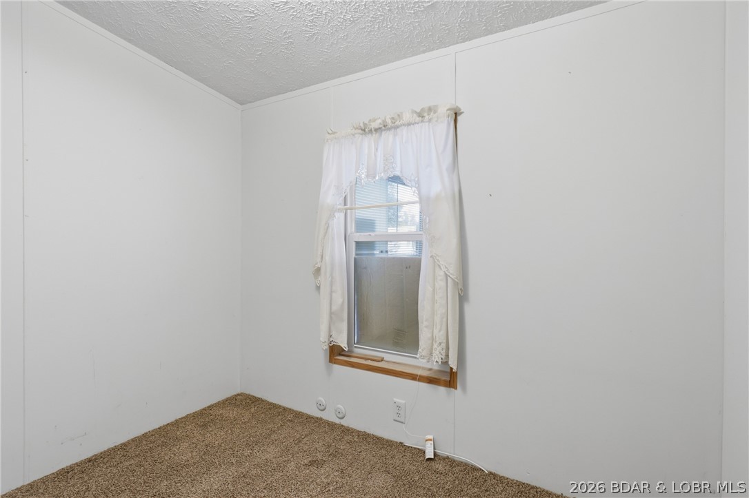 309 N Walnut Street Property Photo 22