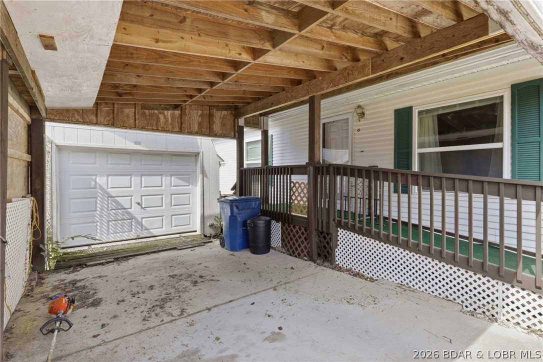 309 N Walnut Street Property Photo 29