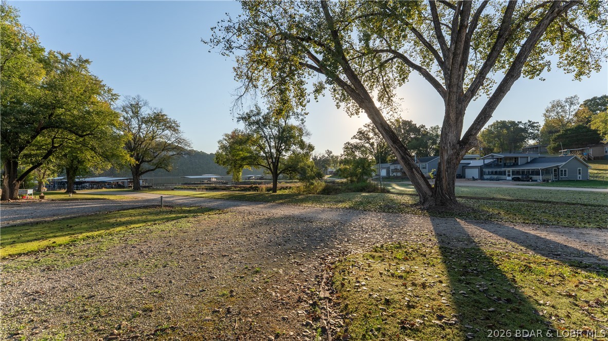 182 Phys Ed Circle Property Photo 7