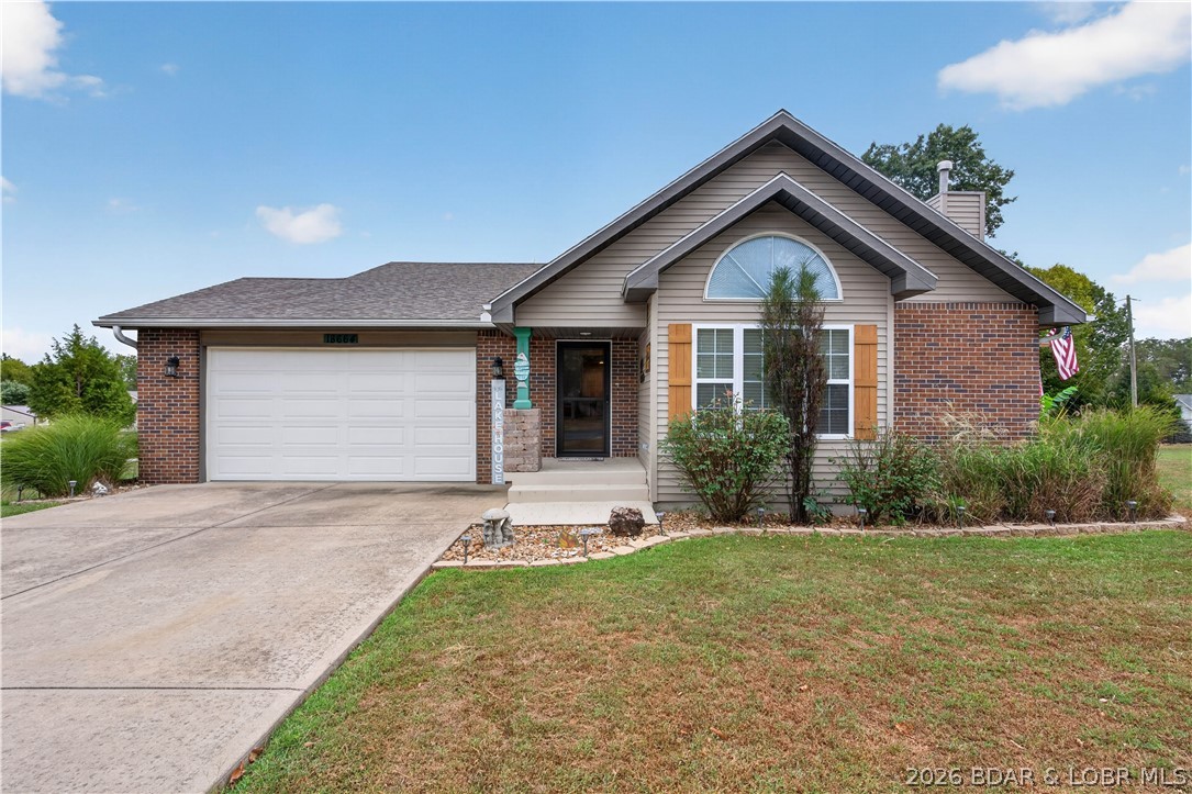 18664 Sterett Creek Village Property Photo
