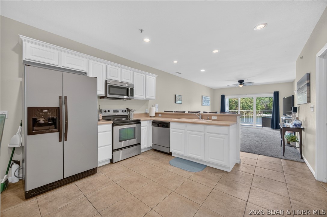 138 Oak Harbor Drive 2e Property Photo 1