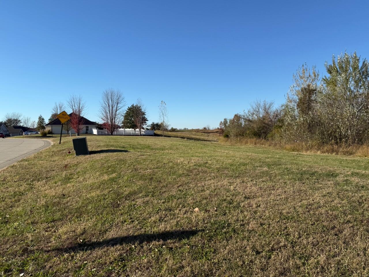 Legends West Ave & Kit Carson Dr Property Photo 3
