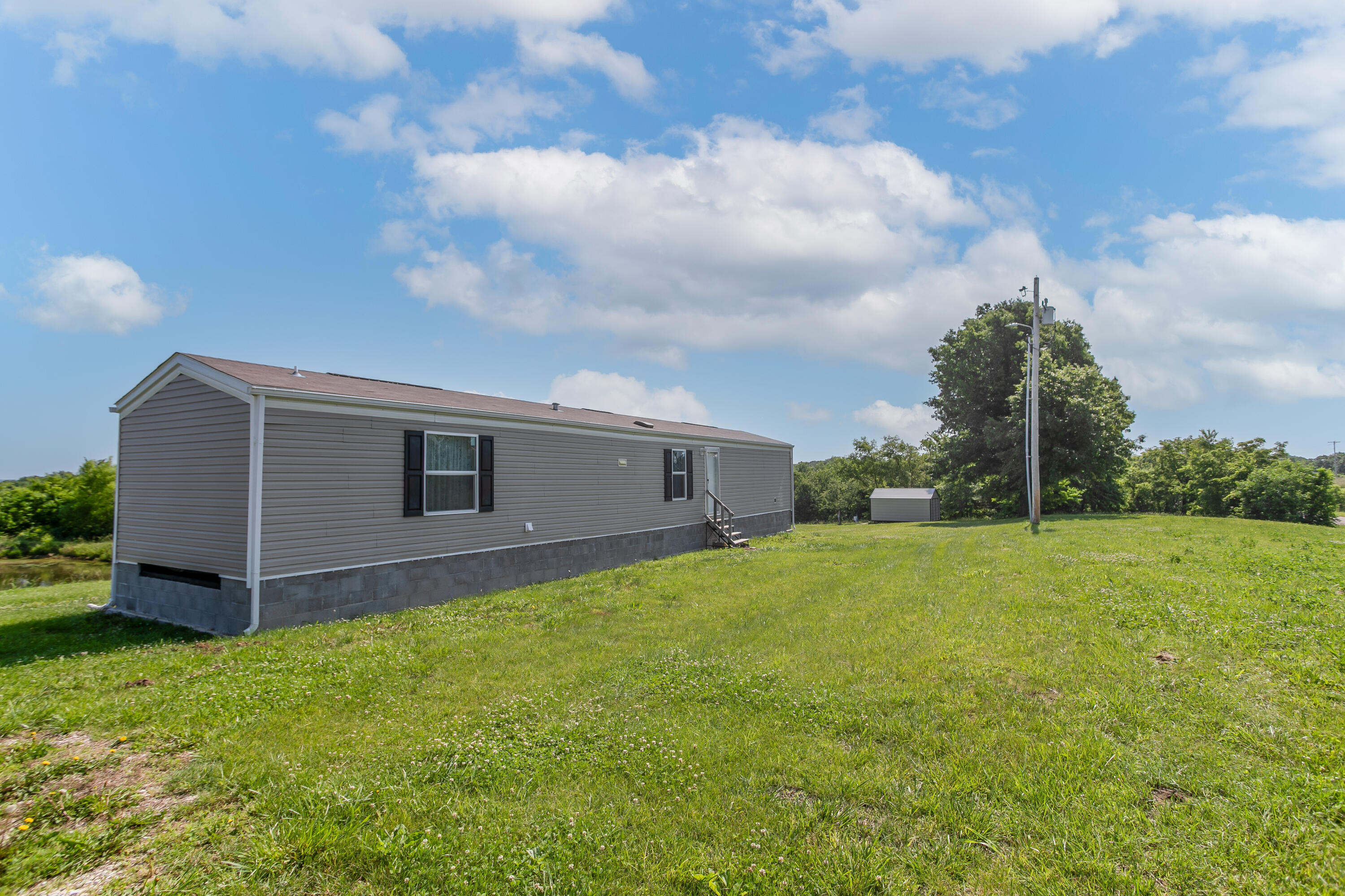 19454 Z Property Photo 1