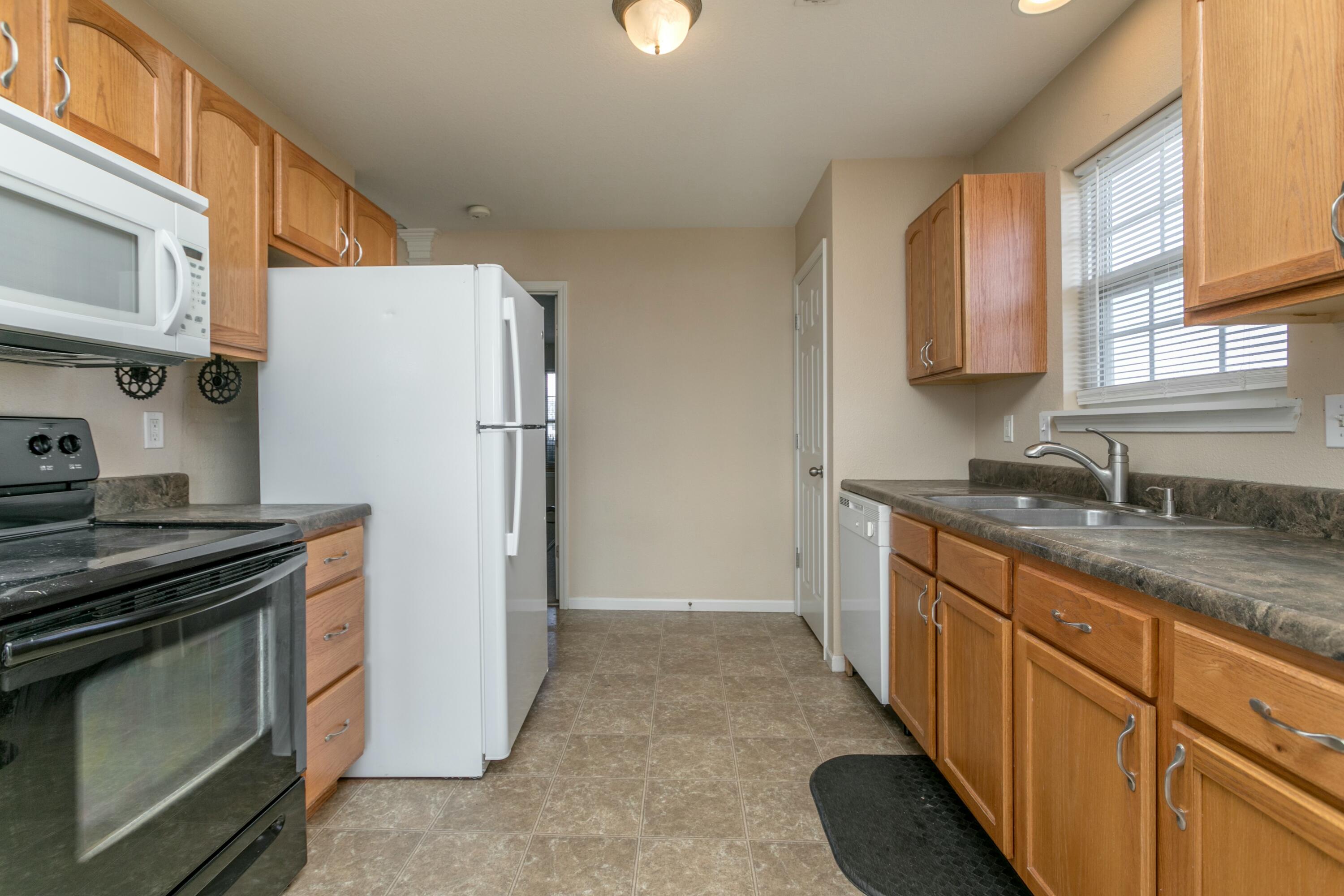 723 Sells Ct Property Photo 10