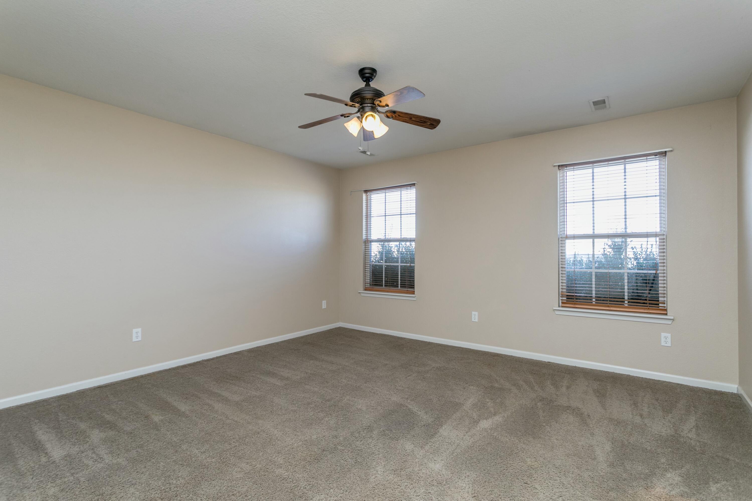 723 Sells Ct Property Photo 11