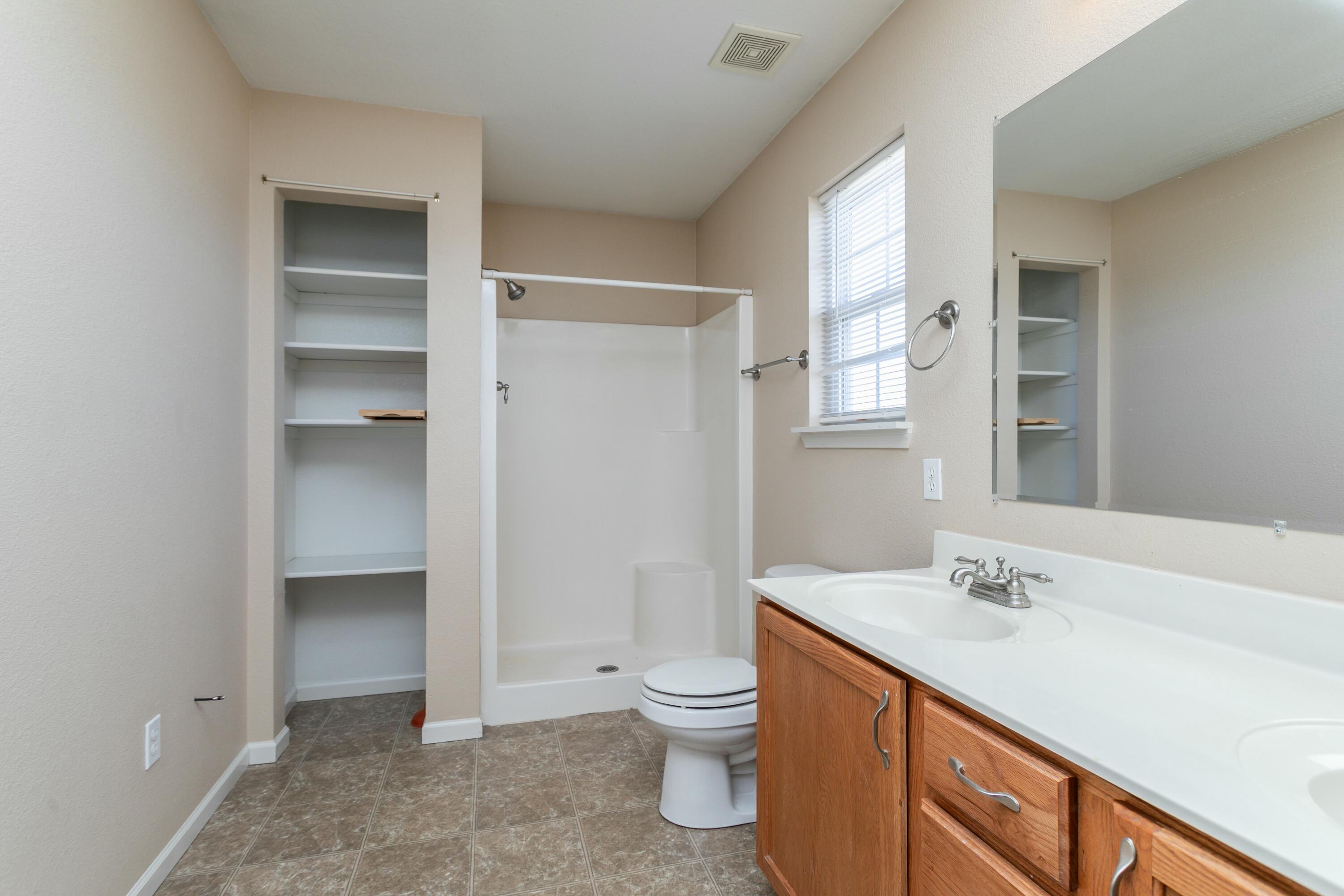 723 Sells Ct Property Photo 13