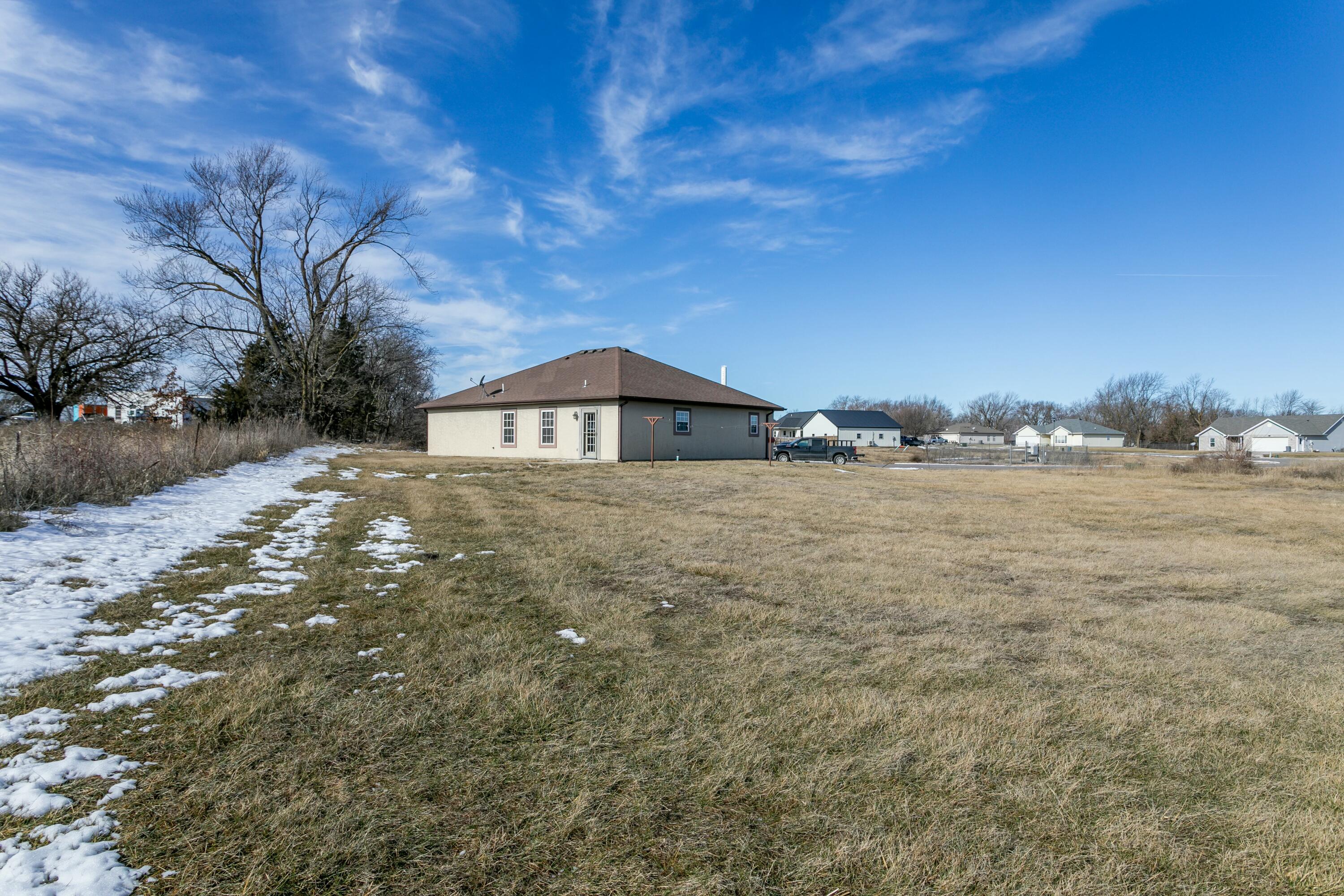 723 Sells Ct Property Photo 24