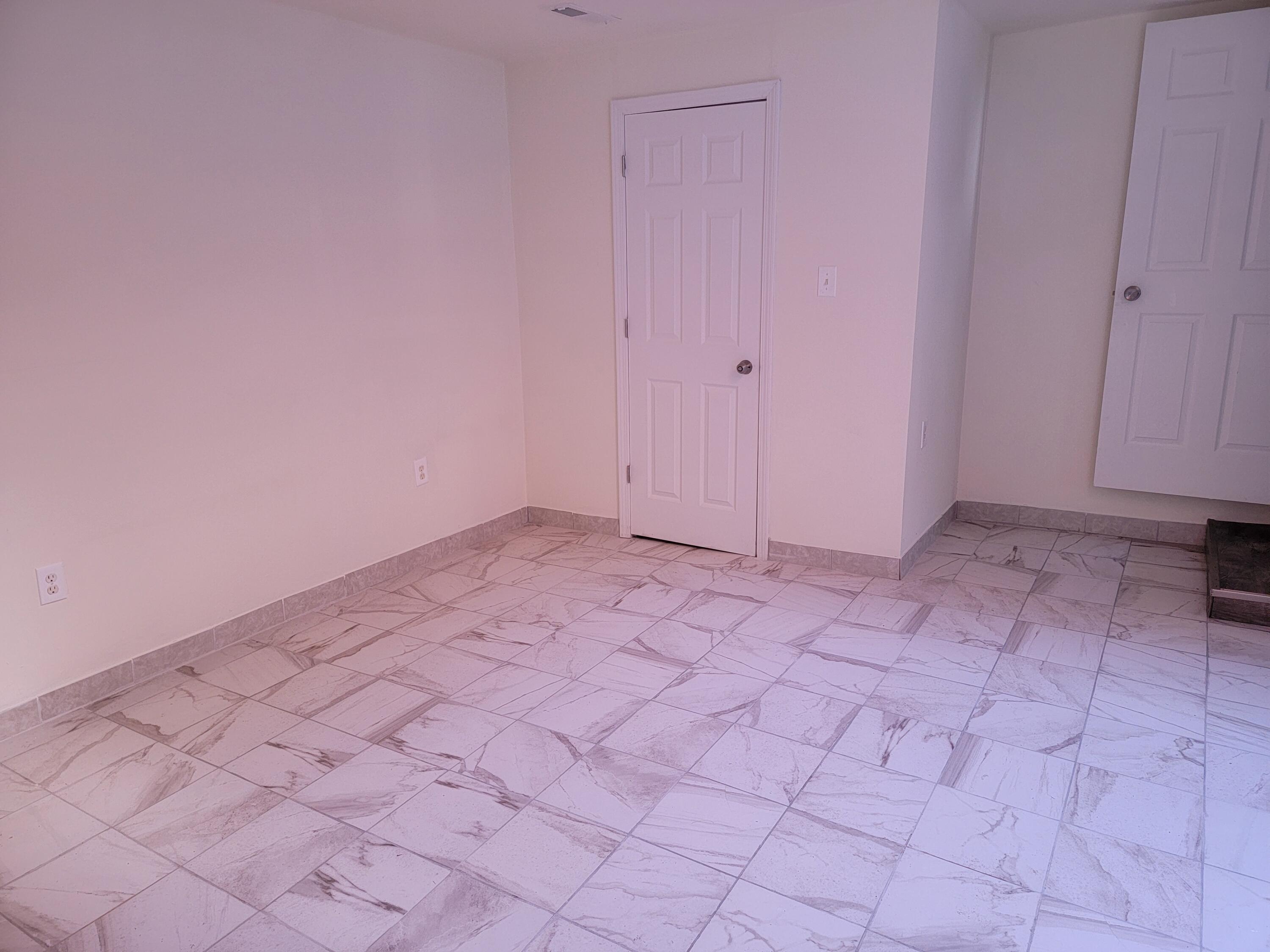 316 Summit St Property Photo 13
