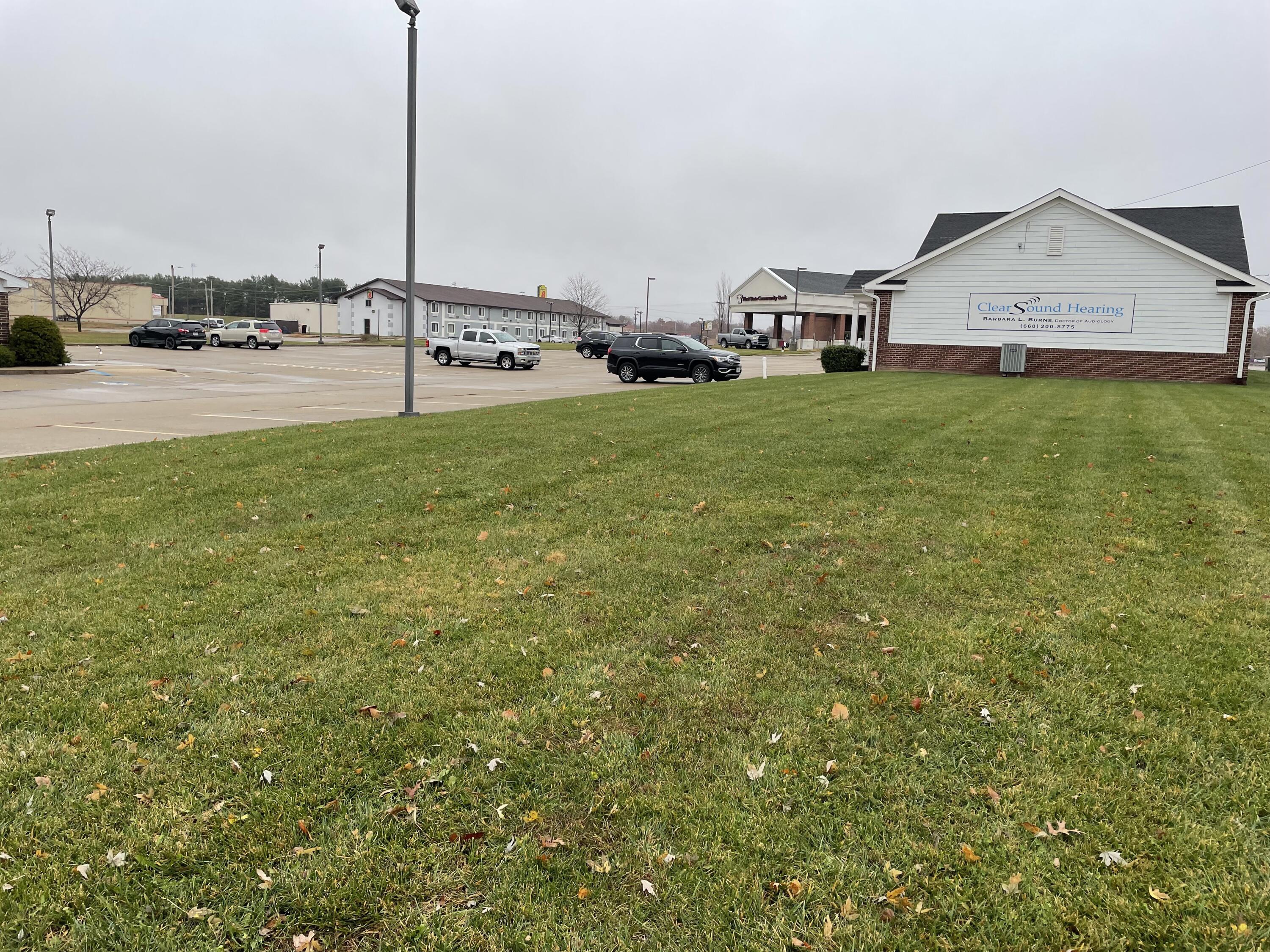 1405-15 College Property Photo 4