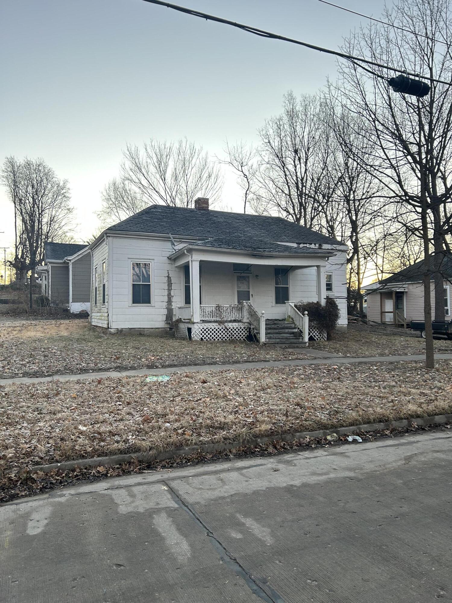 300 Walnut St Property Photo