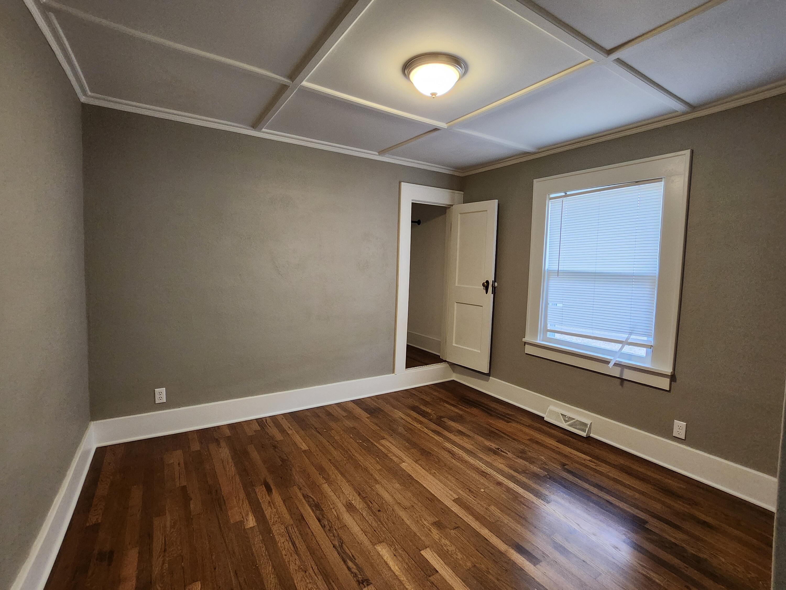 621 Ellsworth Ave Property Photo 11