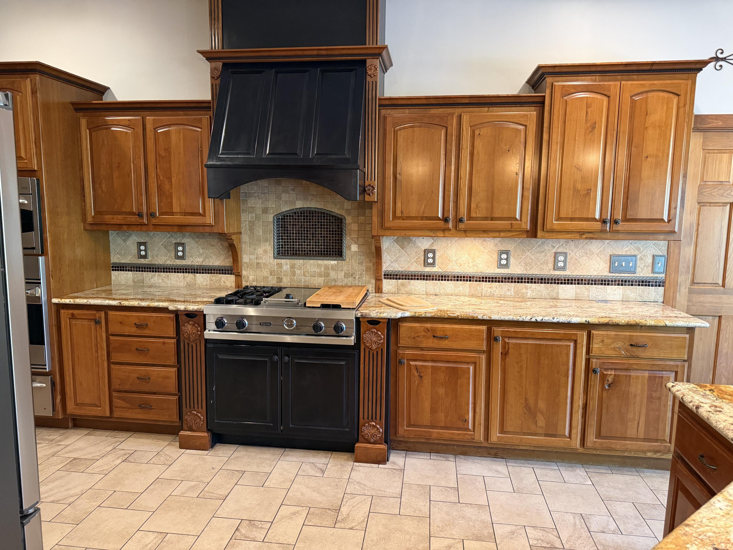 305 Meadow Ln Property Photo 32