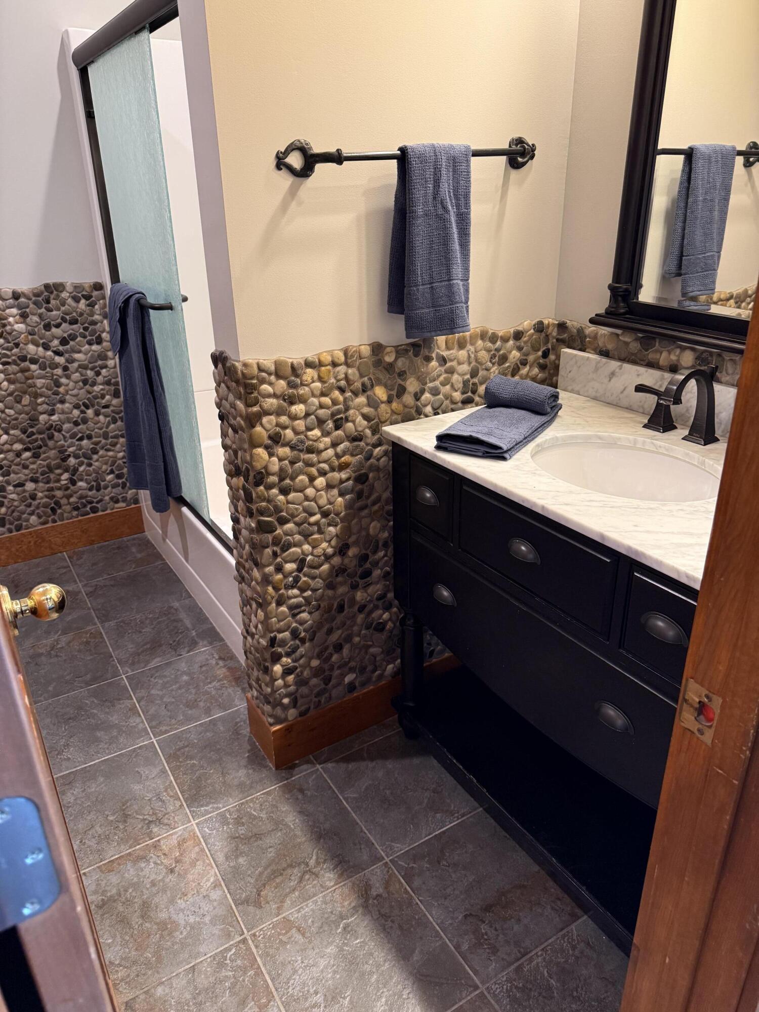305 Meadow Ln Property Photo 60