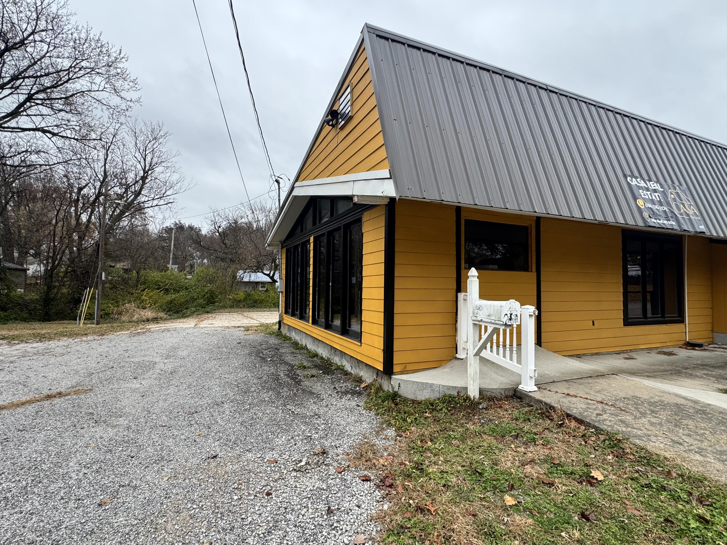 1110 Odell Ave Property Photo 4