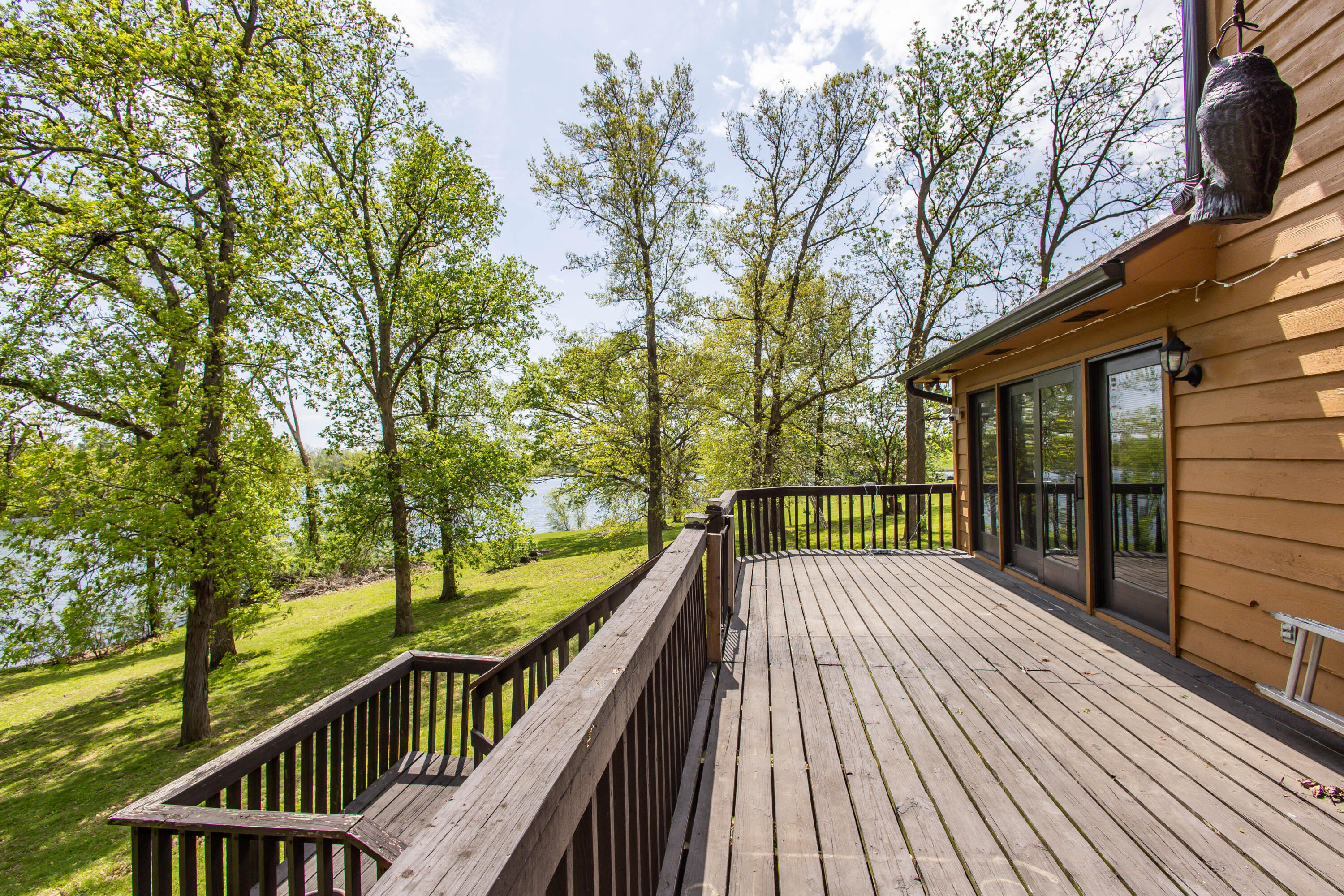17759 Woods Drive Property Photo 8