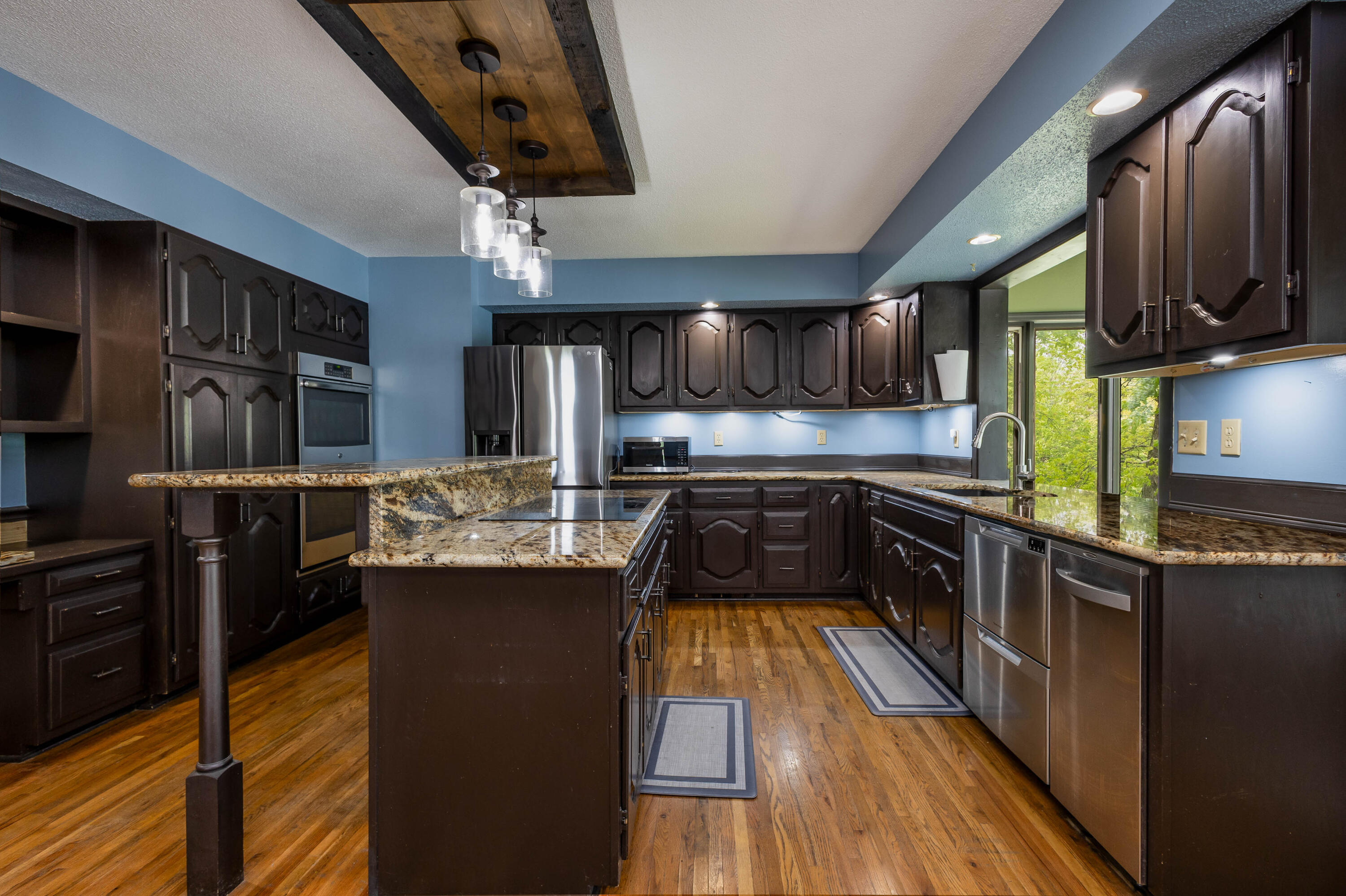 17759 Woods Drive Property Photo 18