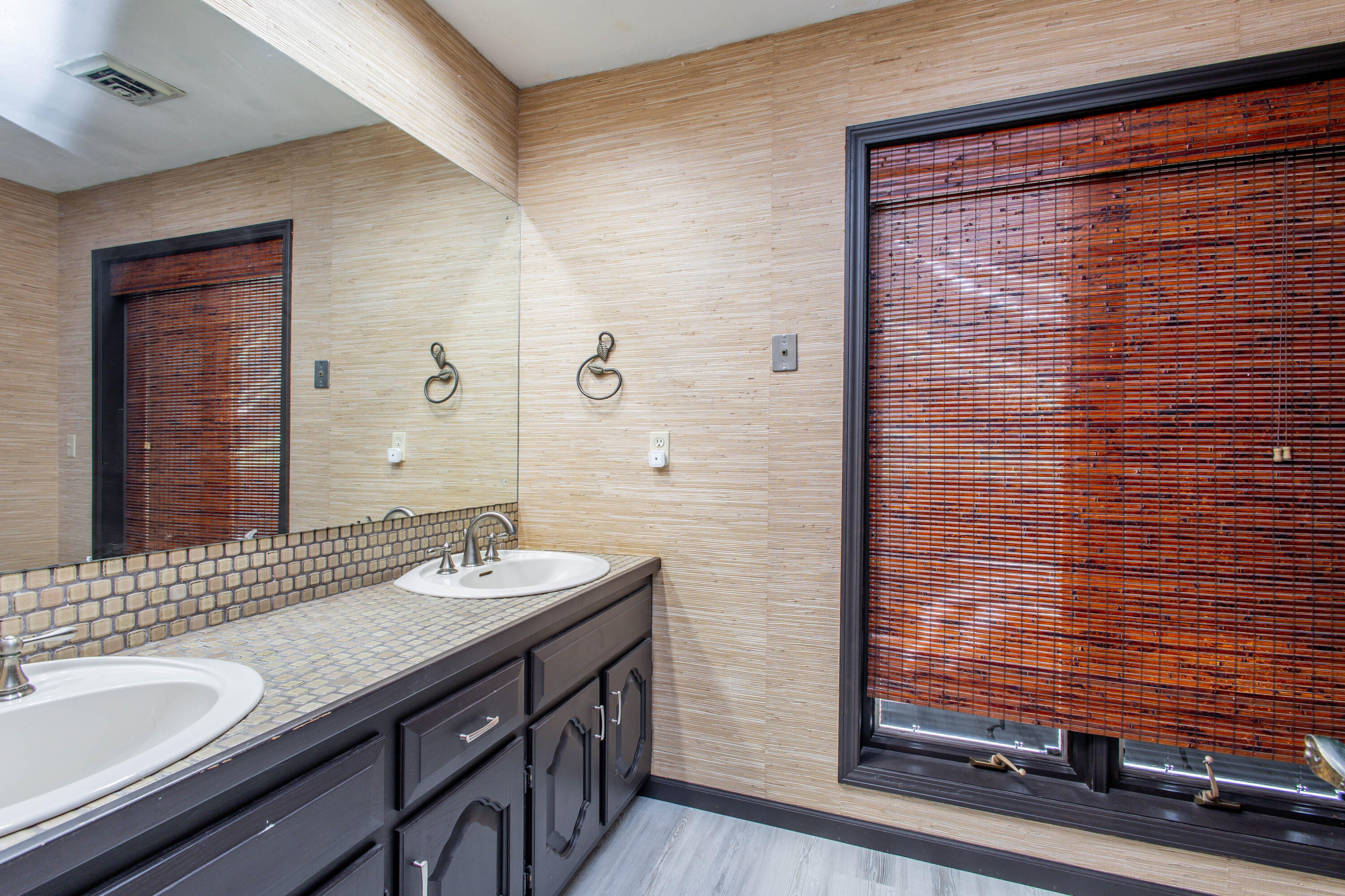 17759 Woods Drive Property Photo 30