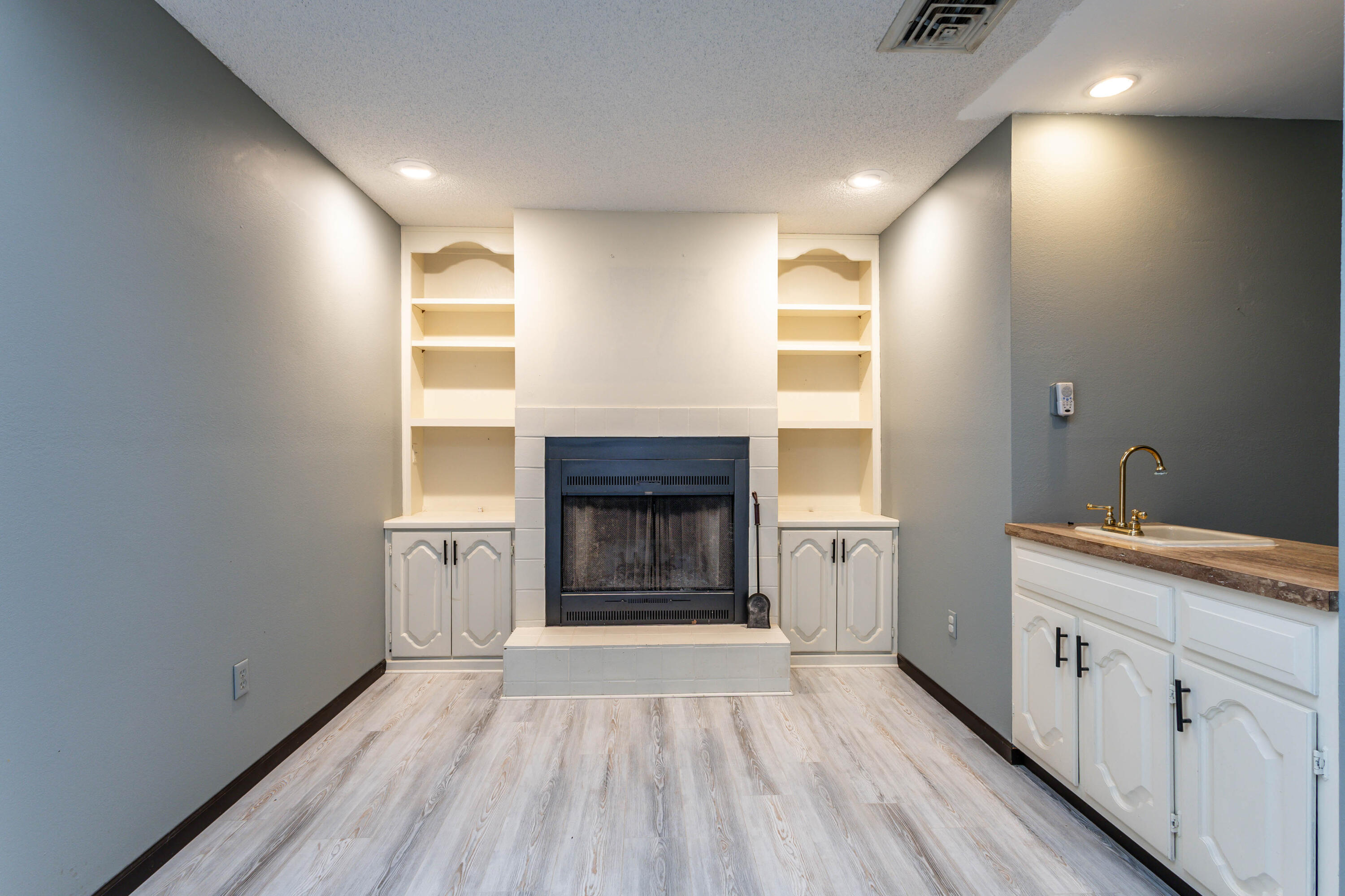 17759 Woods Drive Property Photo 38