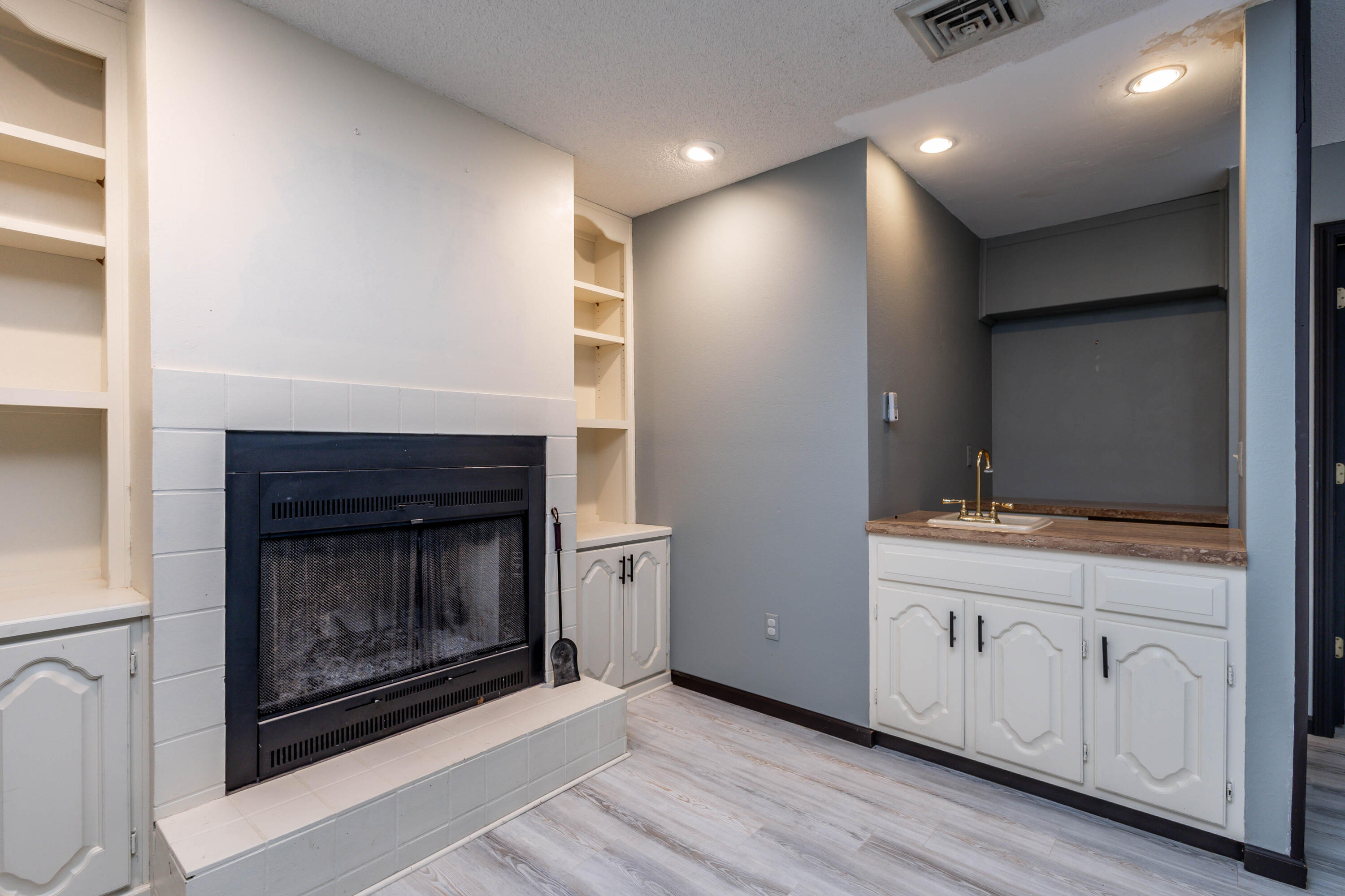 17759 Woods Drive Property Photo 39
