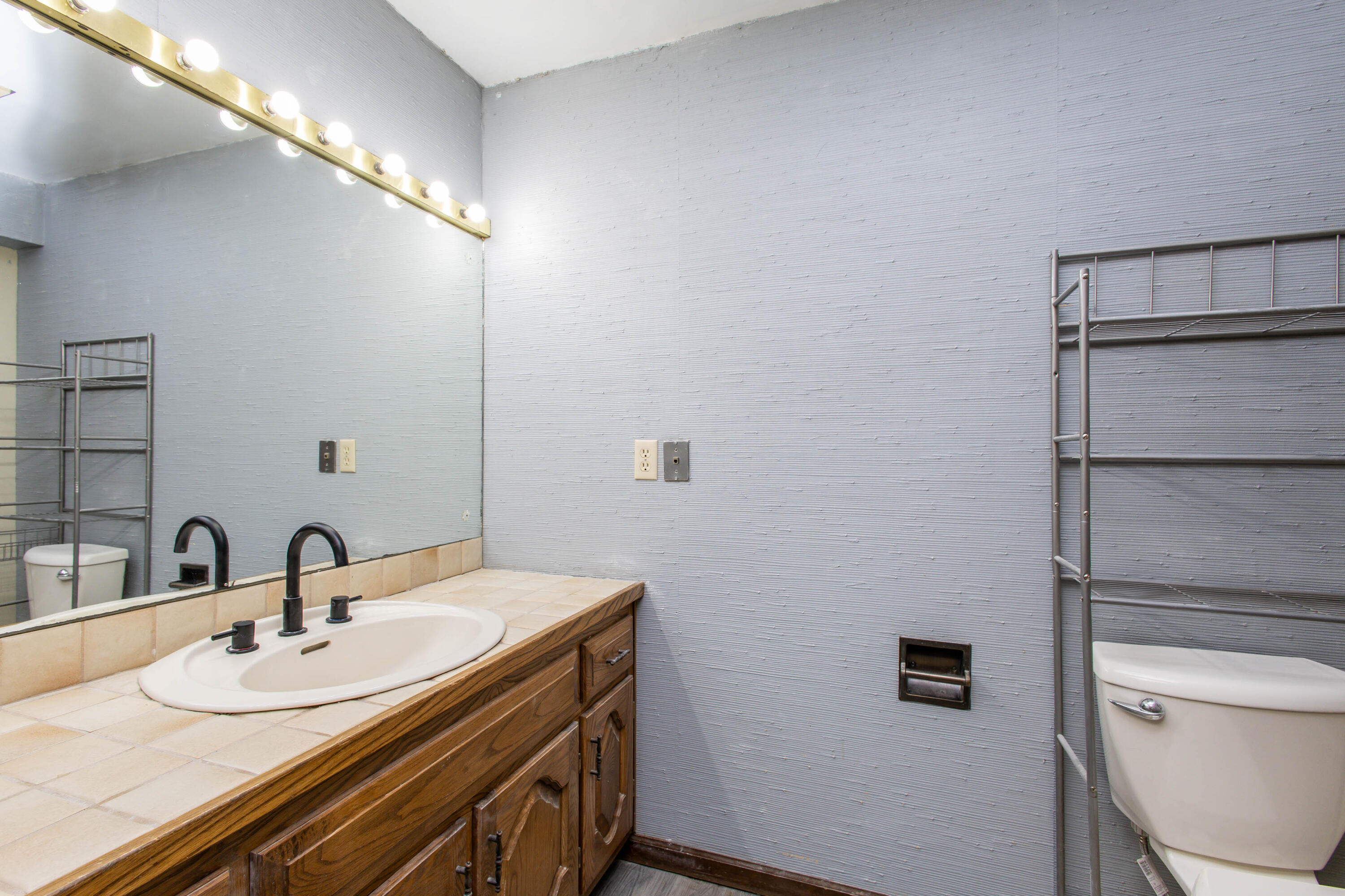 17759 Woods Drive Property Photo 53