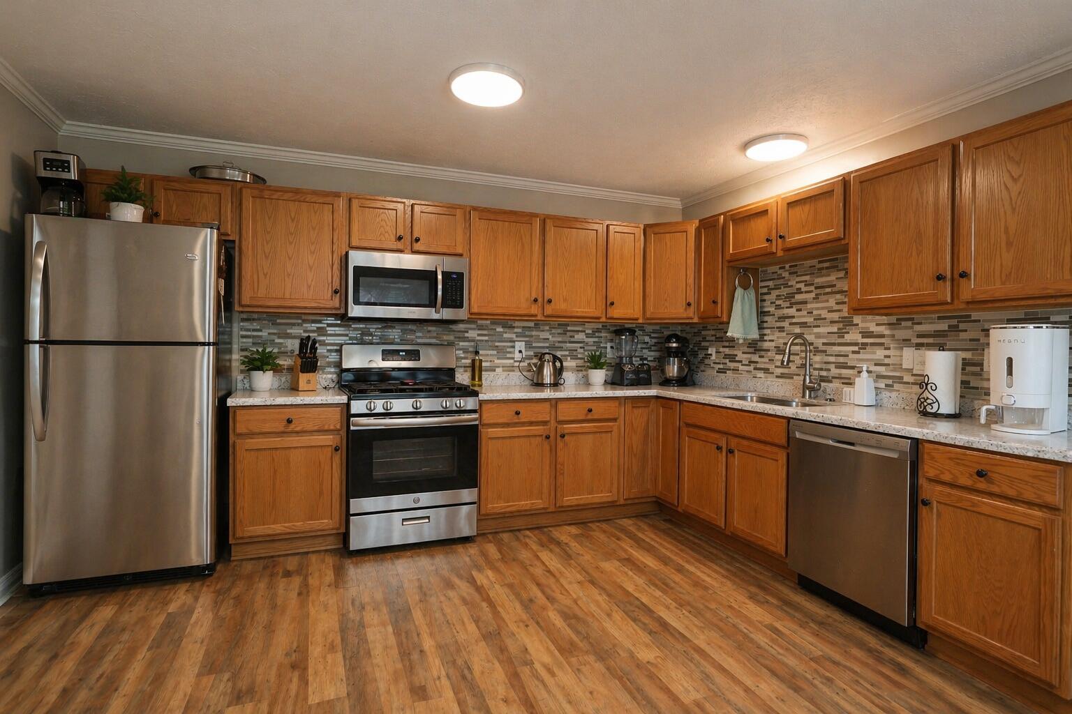 819 Conway Ave Property Photo 21