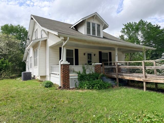 991 English Ave Property Photo 2