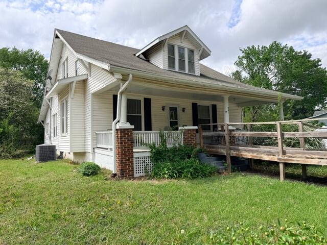 991 English Ave Property Photo 4