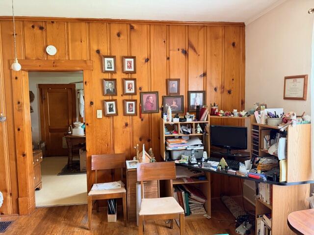 991 English Ave Property Photo 7