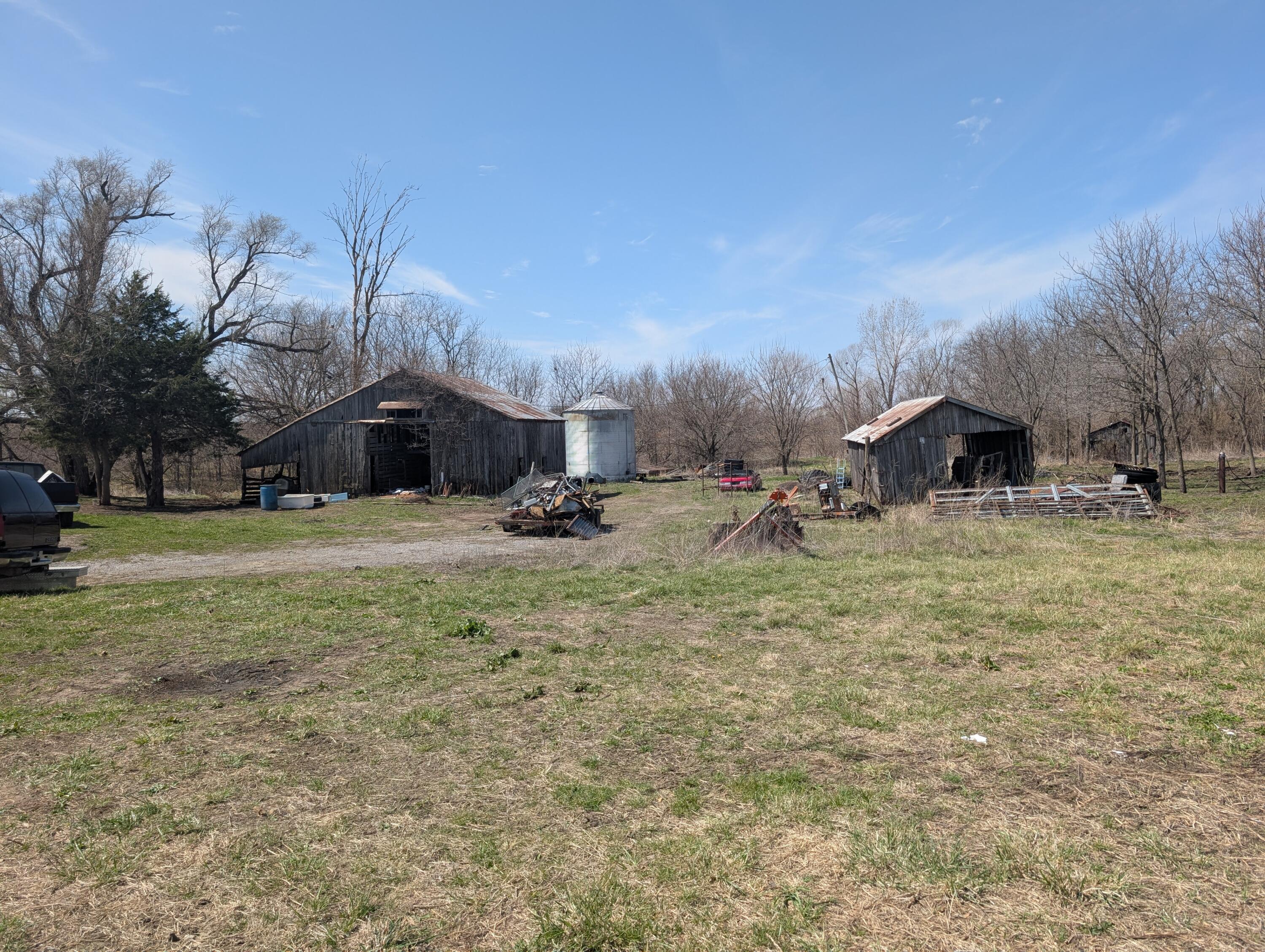 Keystone Ave Property Photo 1