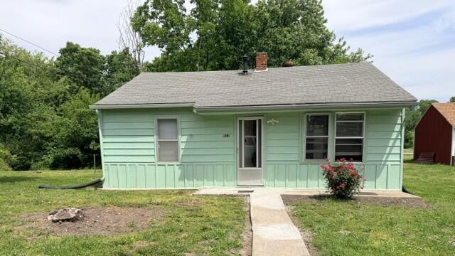 631 Thomas ST Property Photo 1
