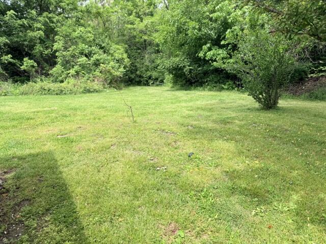 631 Thomas St Property Photo 4
