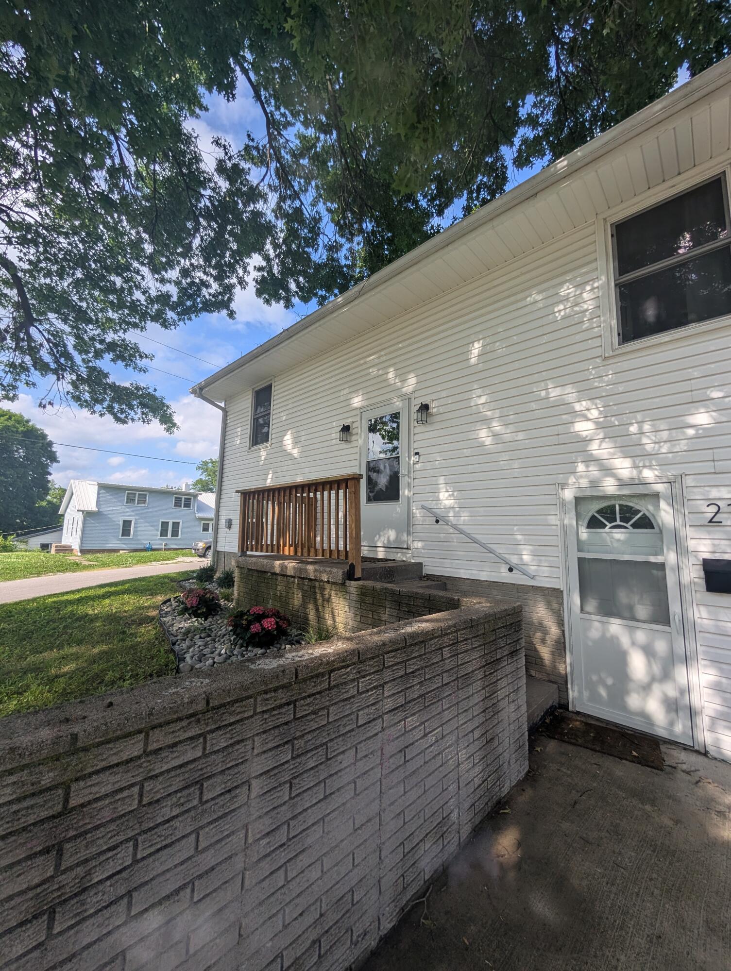 218 Hale St Property Photo 26