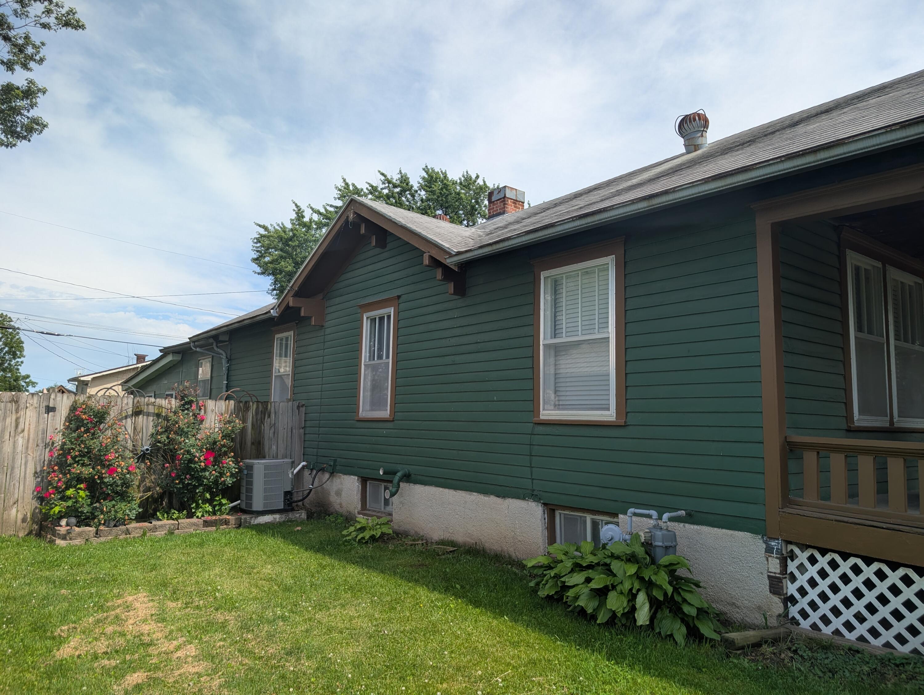 530 Lyon Ave Property Photo 8