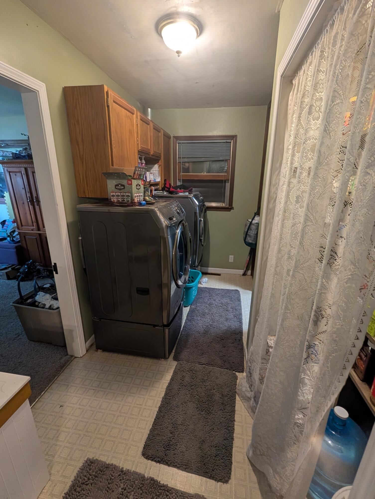 530 Lyon Ave Property Photo 26