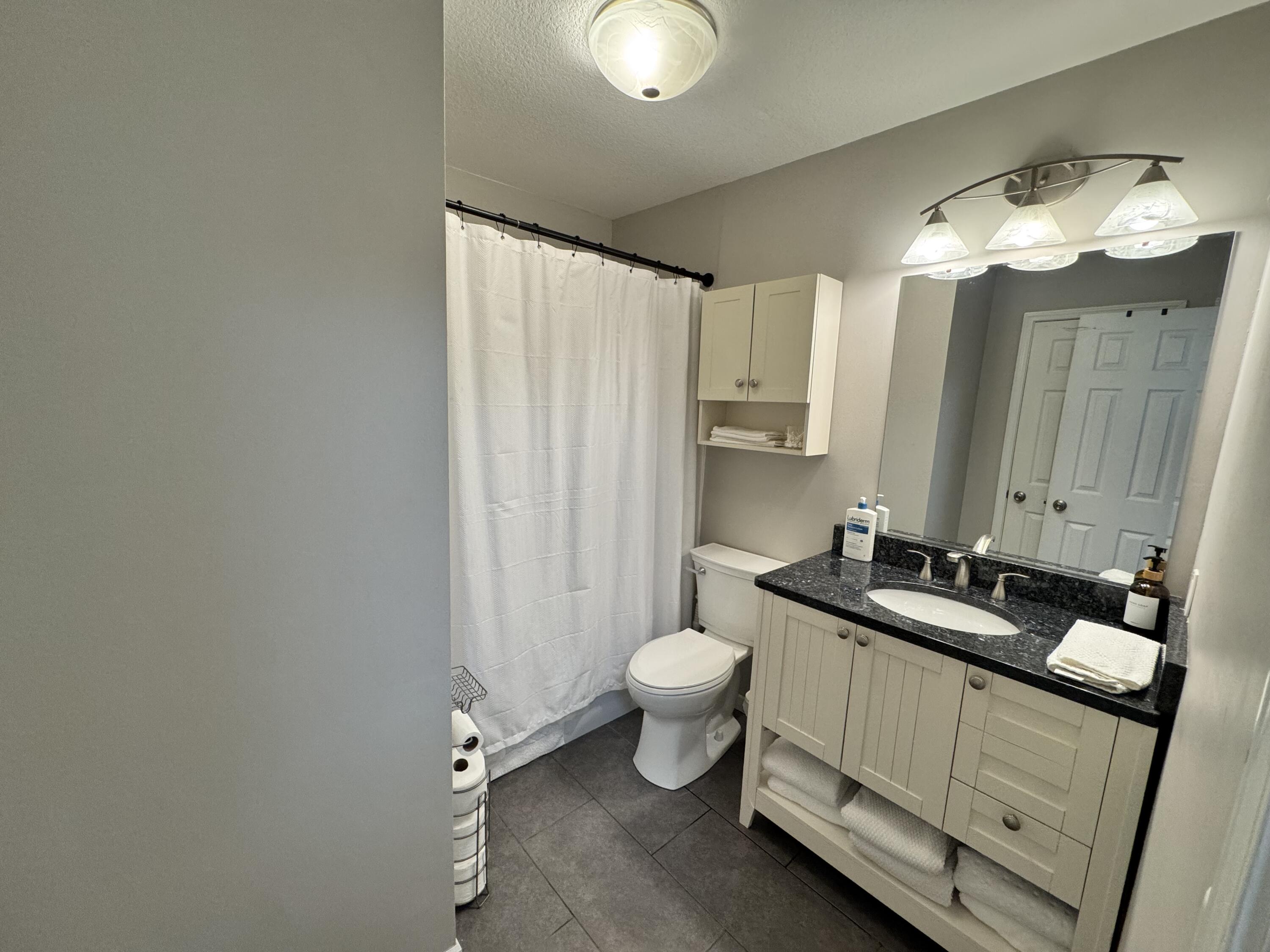 811 Brunswick Ave Property Photo 25