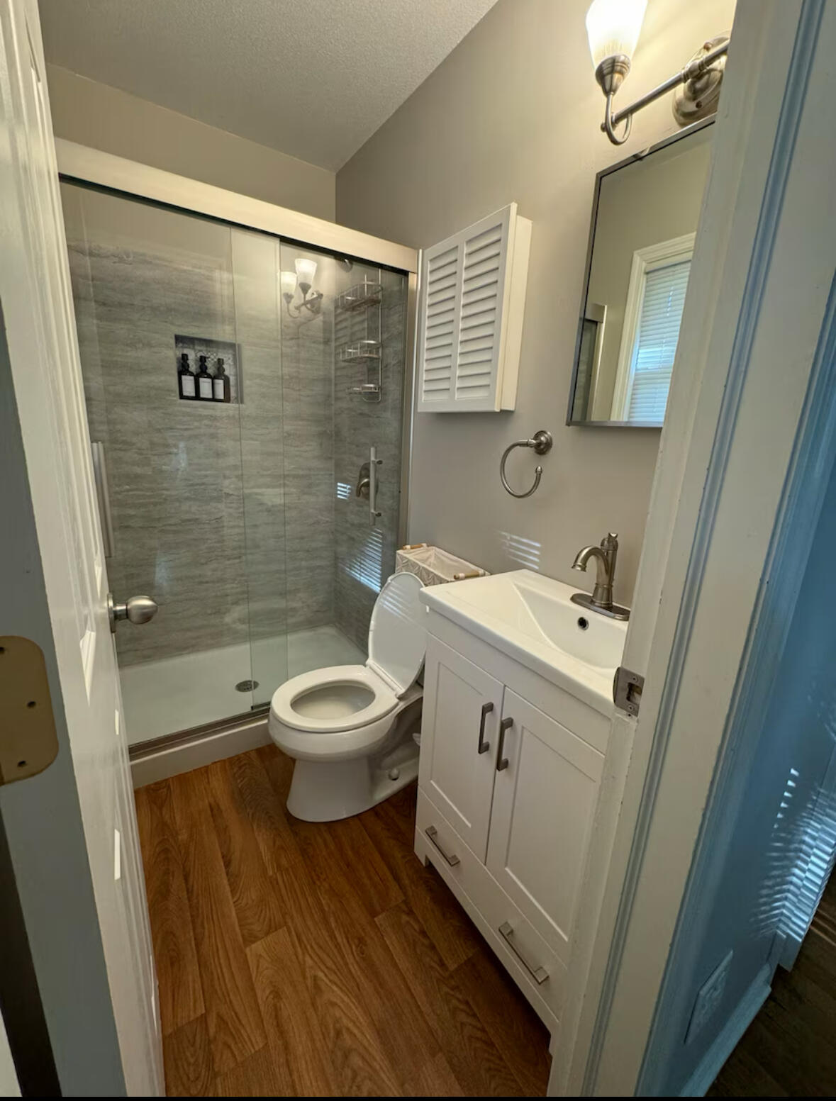 811 Brunswick Ave Property Photo 26