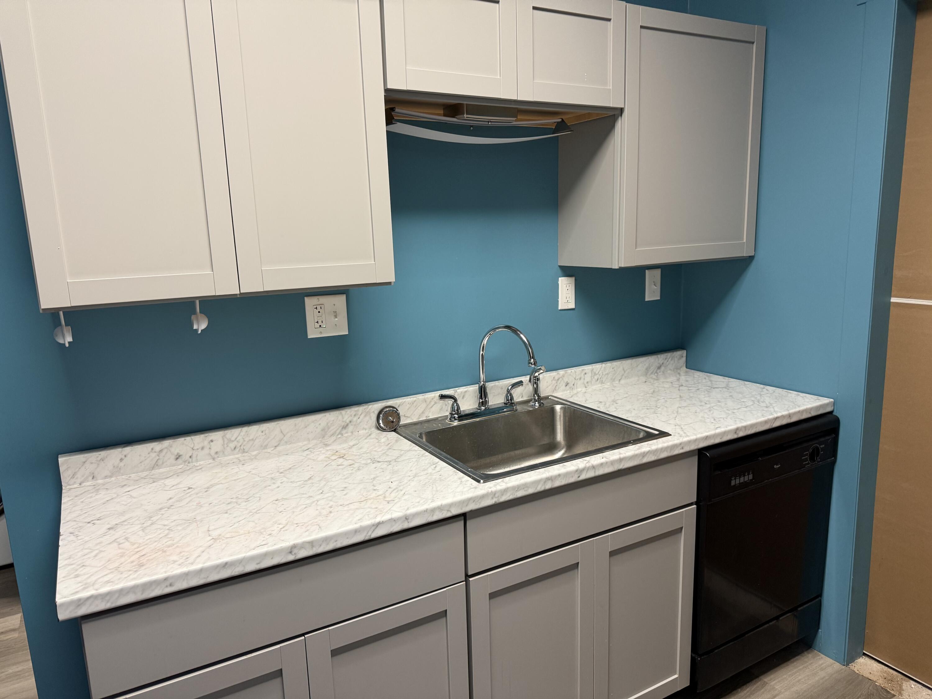 102 Washington St Property Photo 19