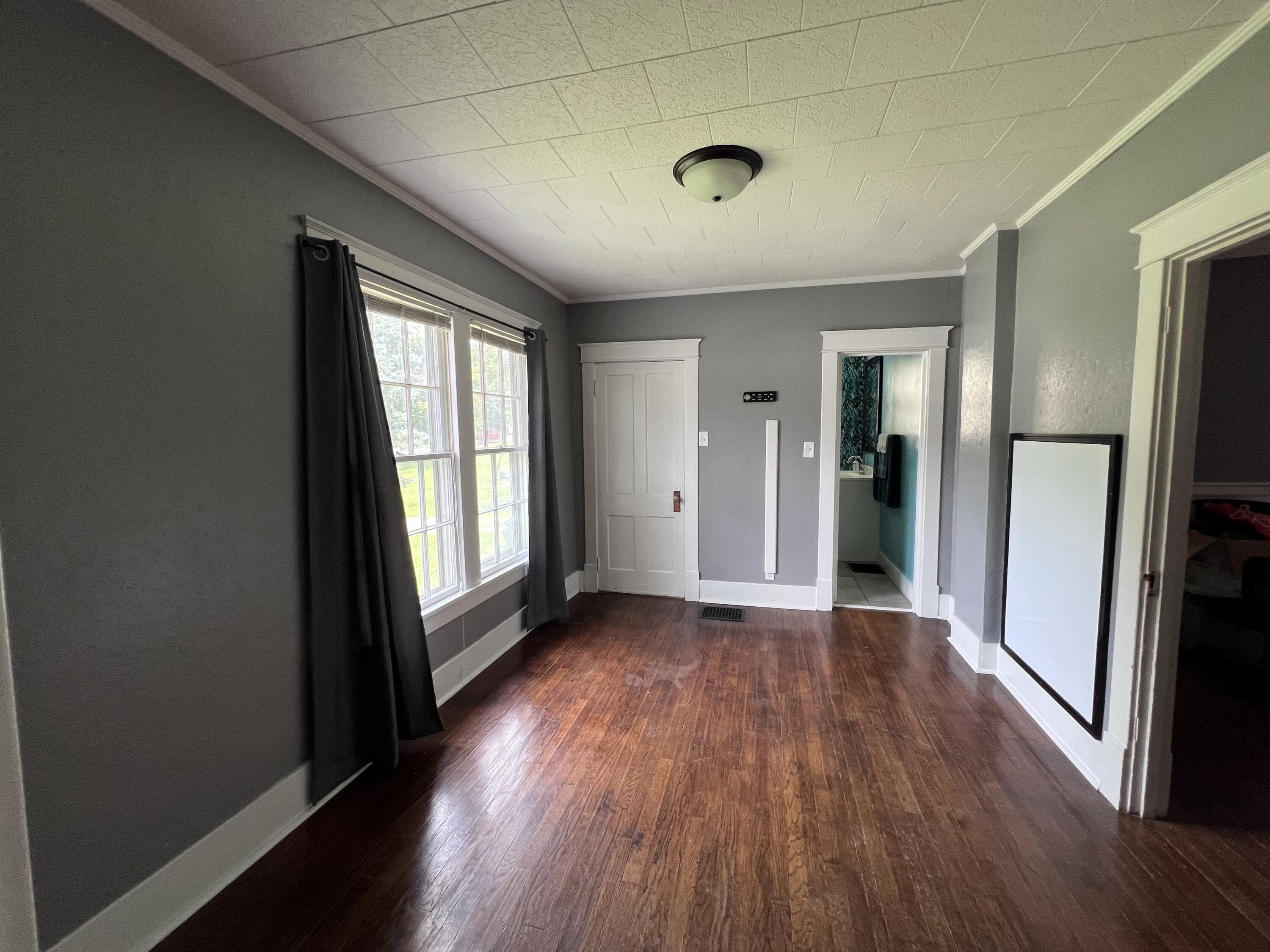 110 Bell Ave Property Photo 15