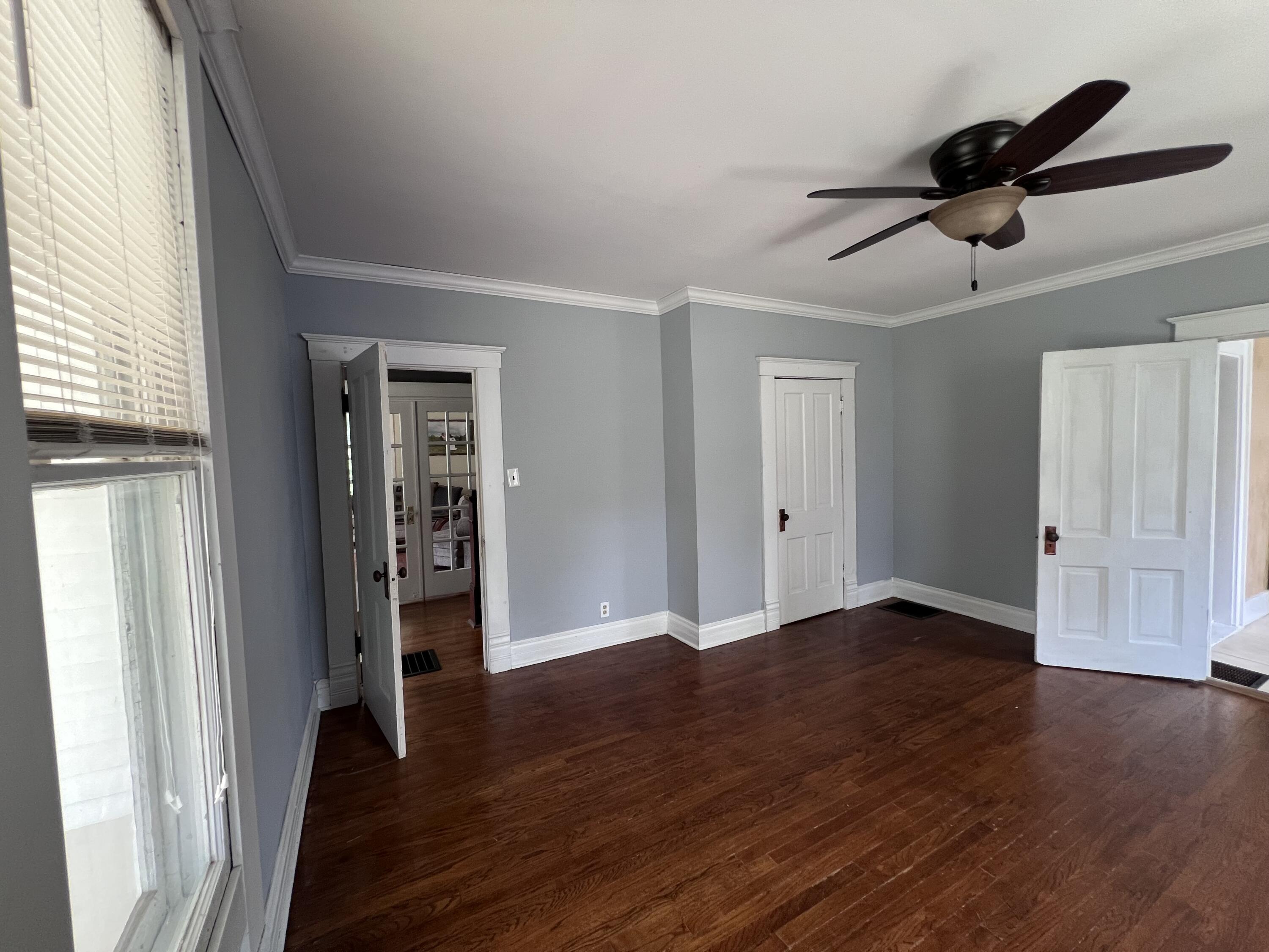 110 Bell Ave Property Photo 21