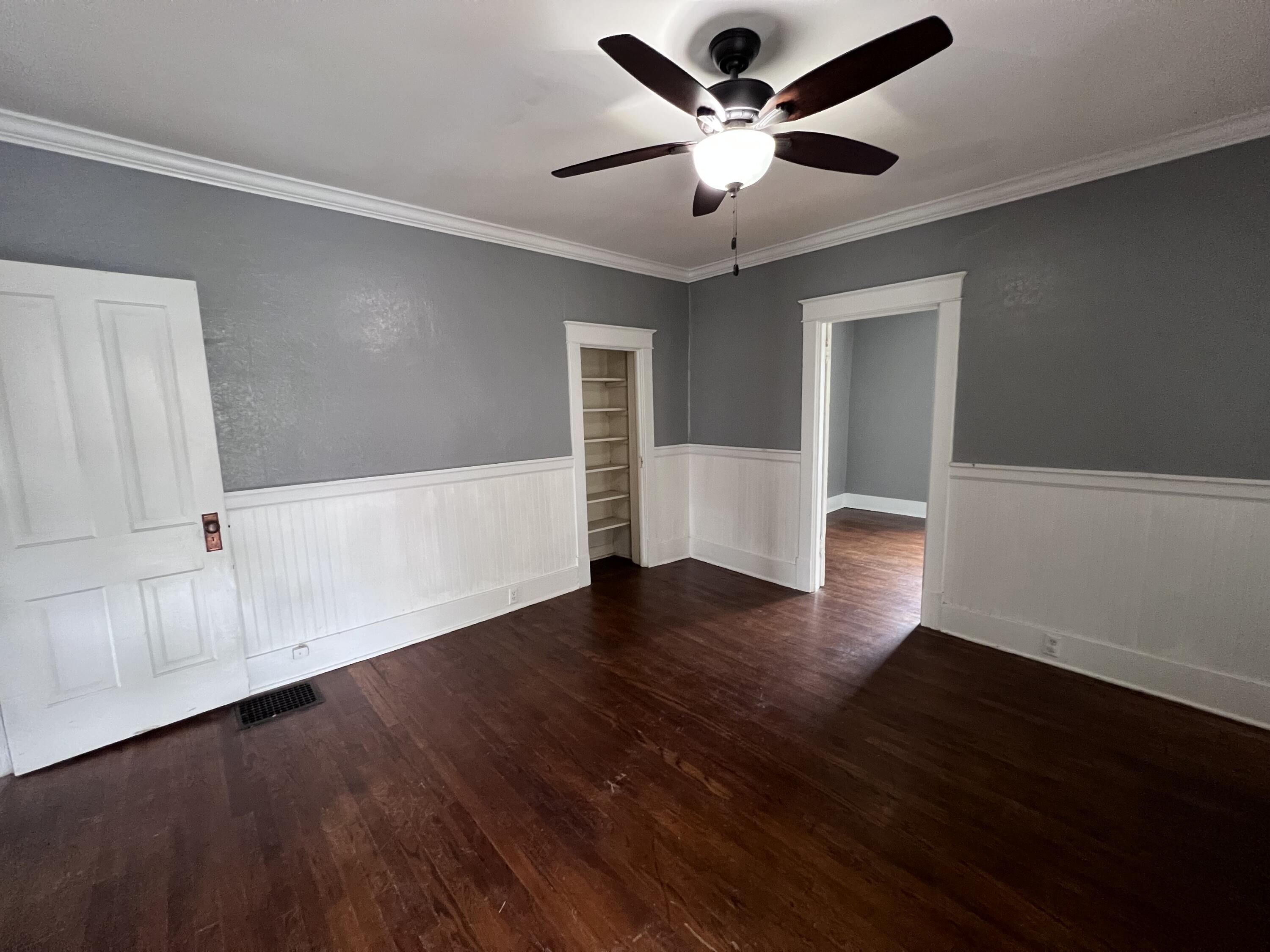 110 Bell Ave Property Photo 23