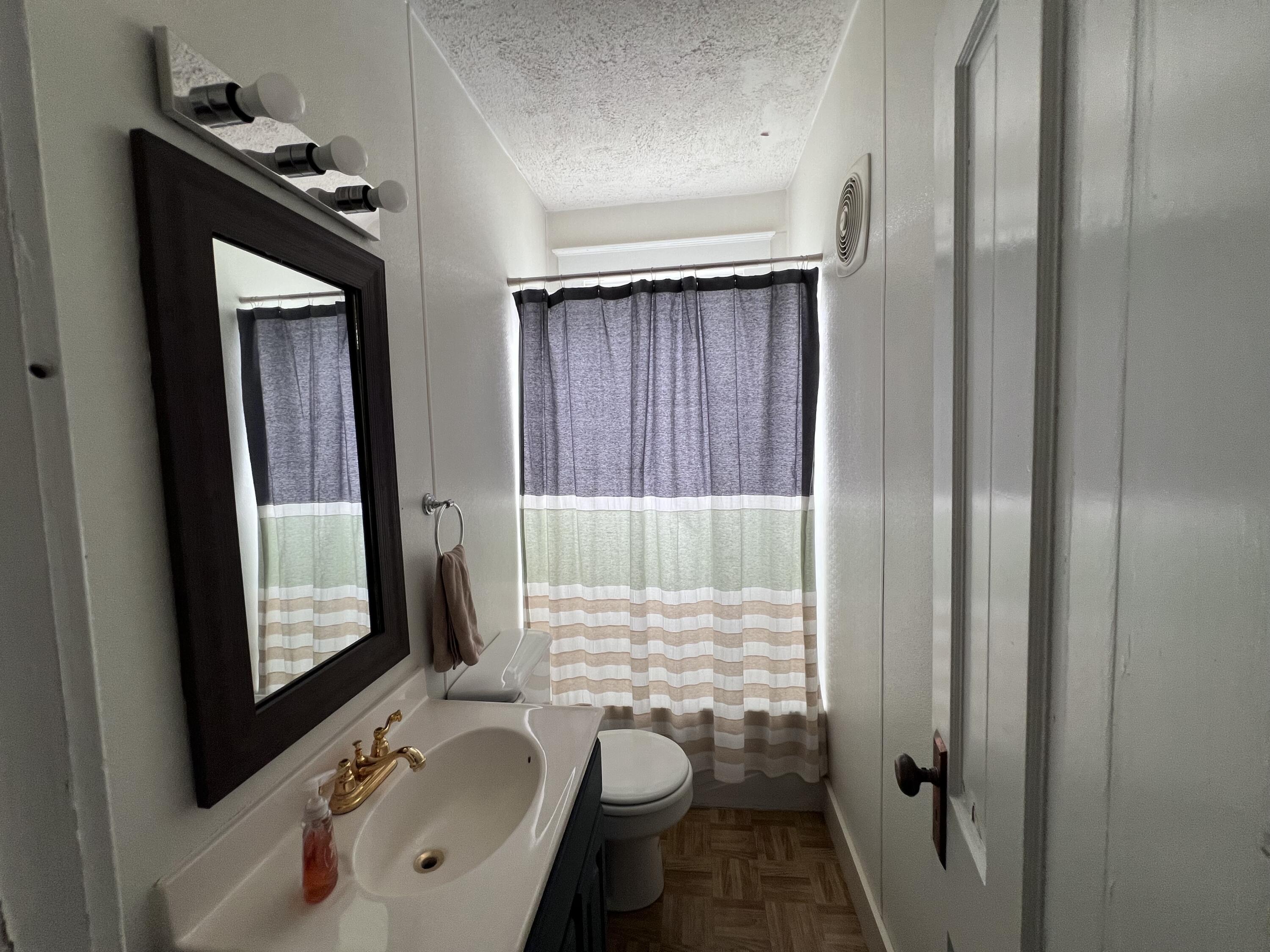 110 Bell Ave Property Photo 24