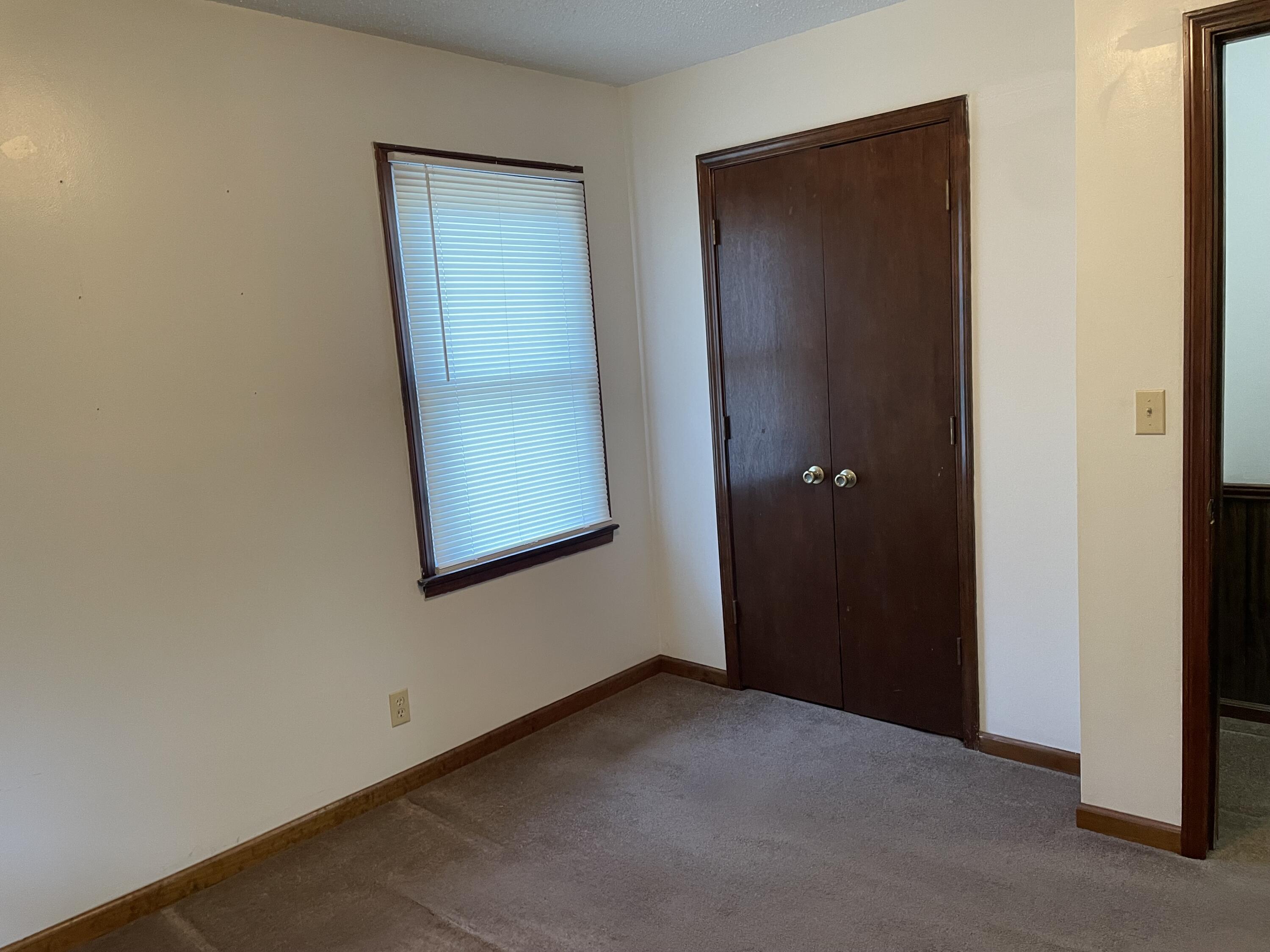 190 Lincoln Ave Property Photo 16