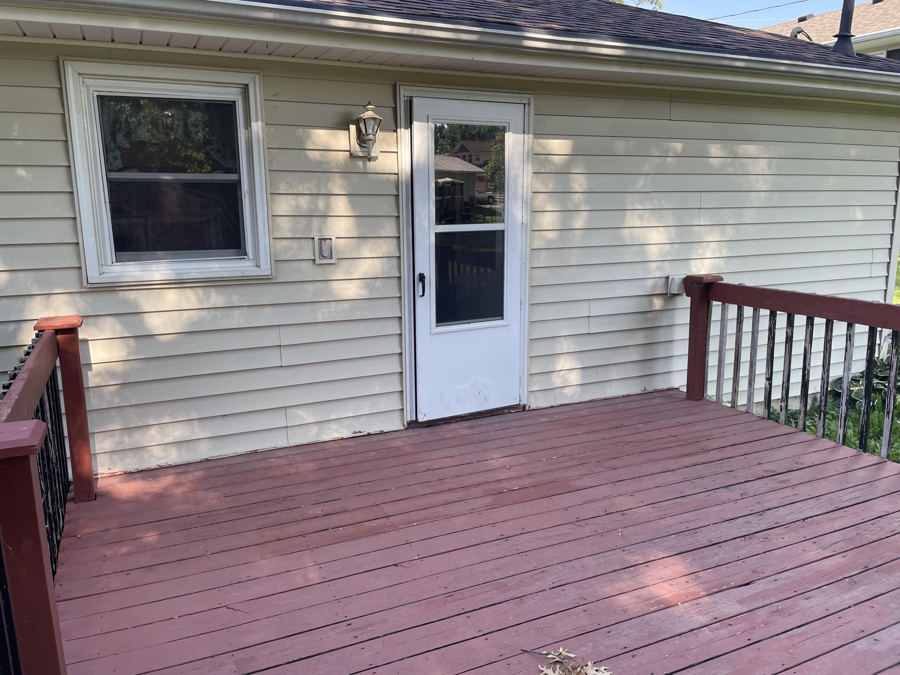190 Lincoln Ave Property Photo 19